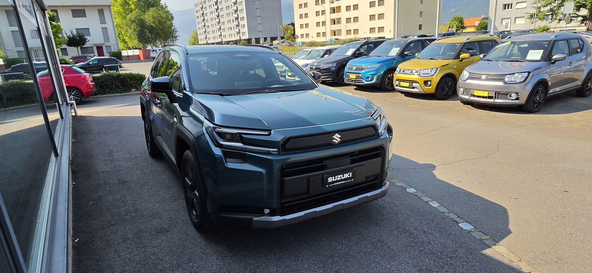 SUZUKI Across 2.5 PHEV Compact Top 4x4-image-1