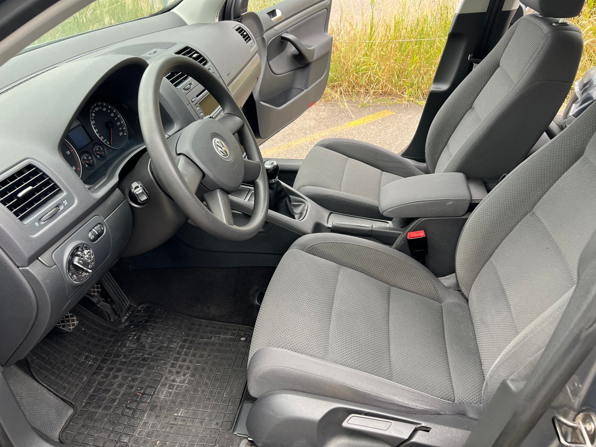 VW Golf 1.9 TDI Comfortline 4Motion-image-9