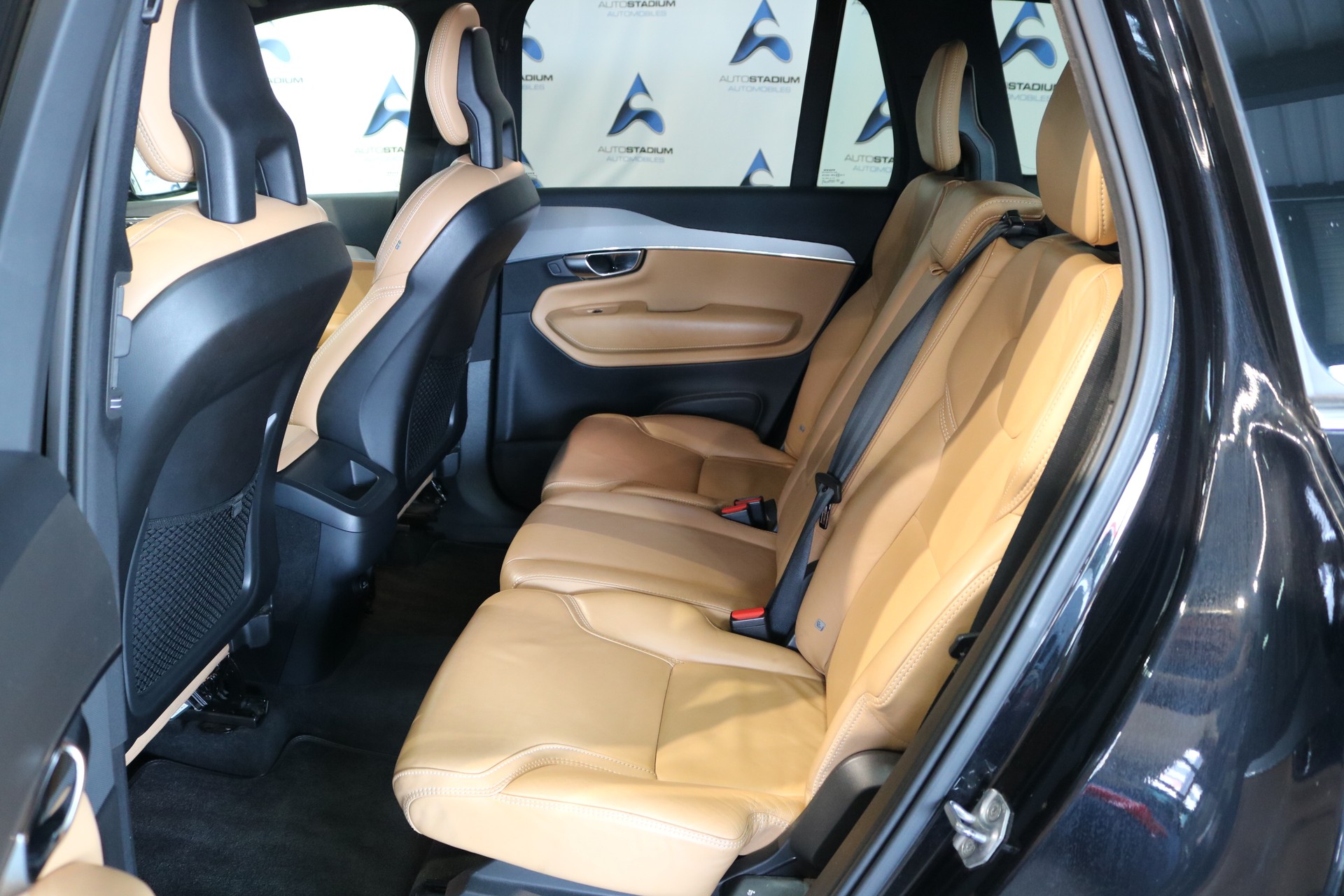 VOLVO XC90 D5 AWD Inscription Geartronic-image-4