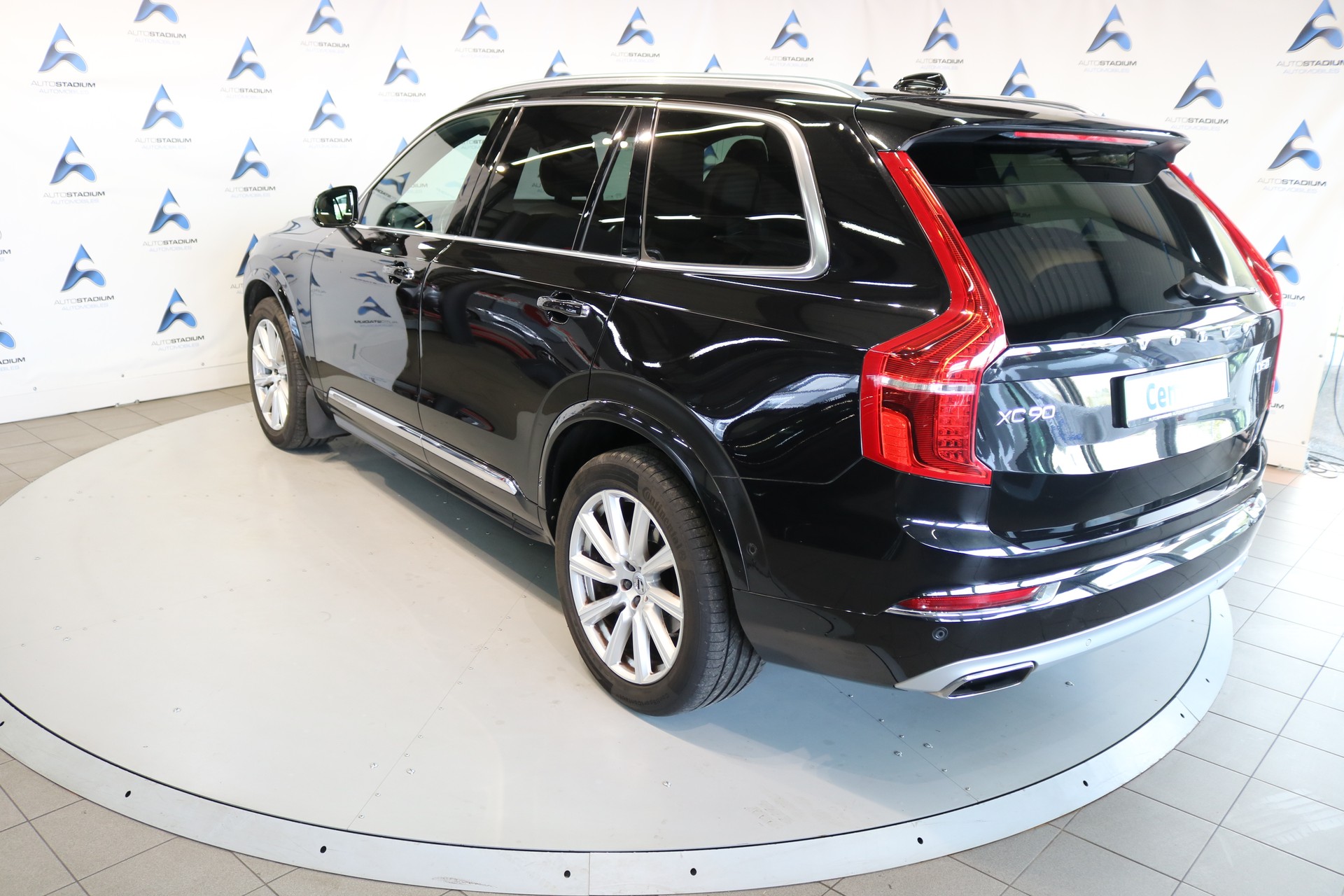 VOLVO XC90 D5 AWD Inscription Geartronic-image-21