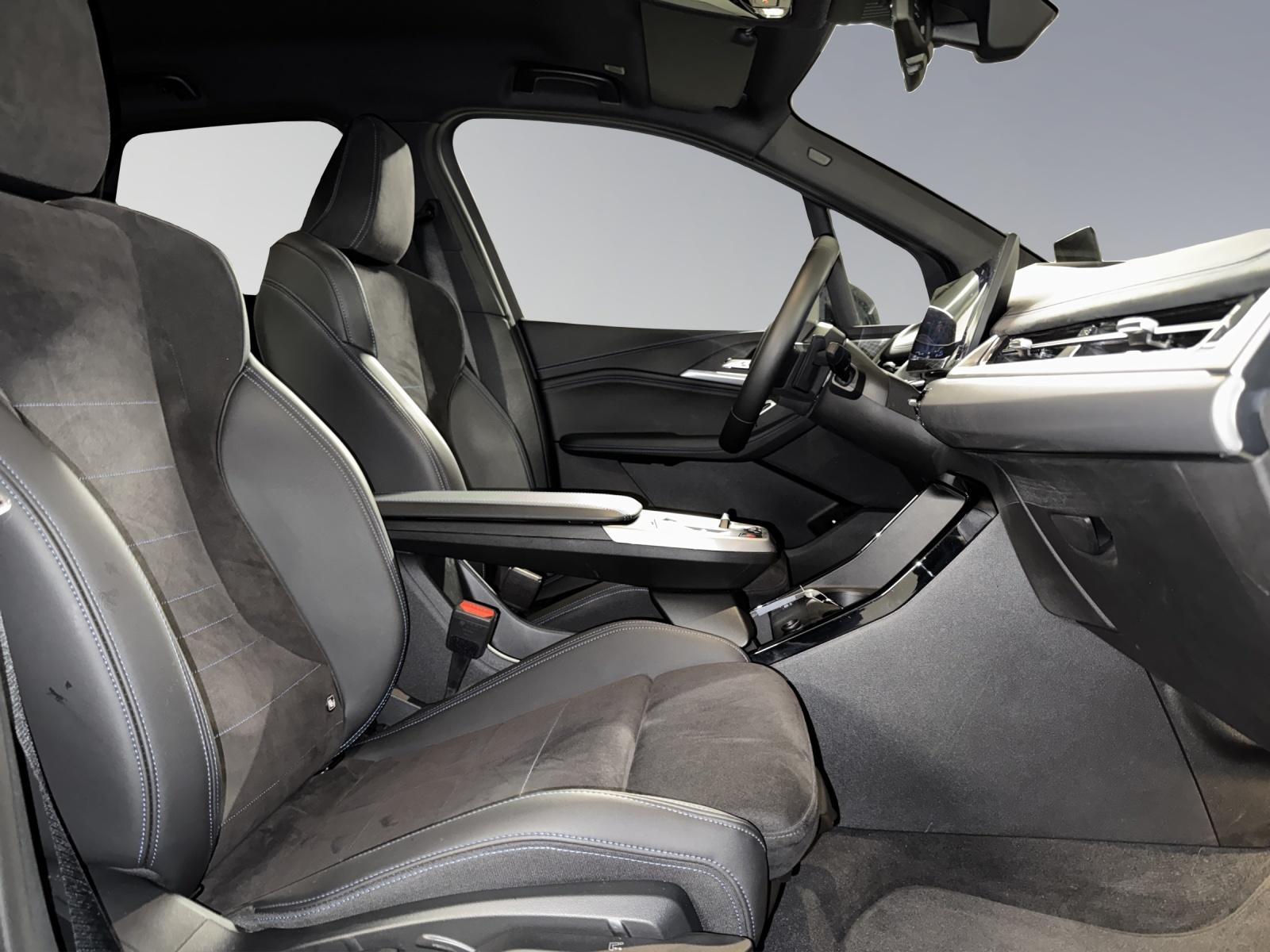 BMW 230e xDrive paddles Active Tourer-image-20
