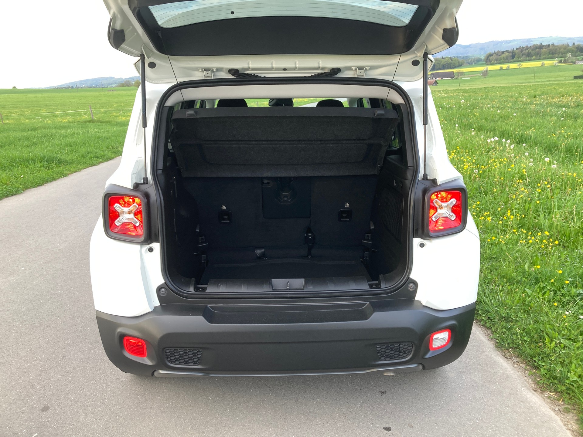 JEEP Renegade 1.5 MHEV Limited-image-7