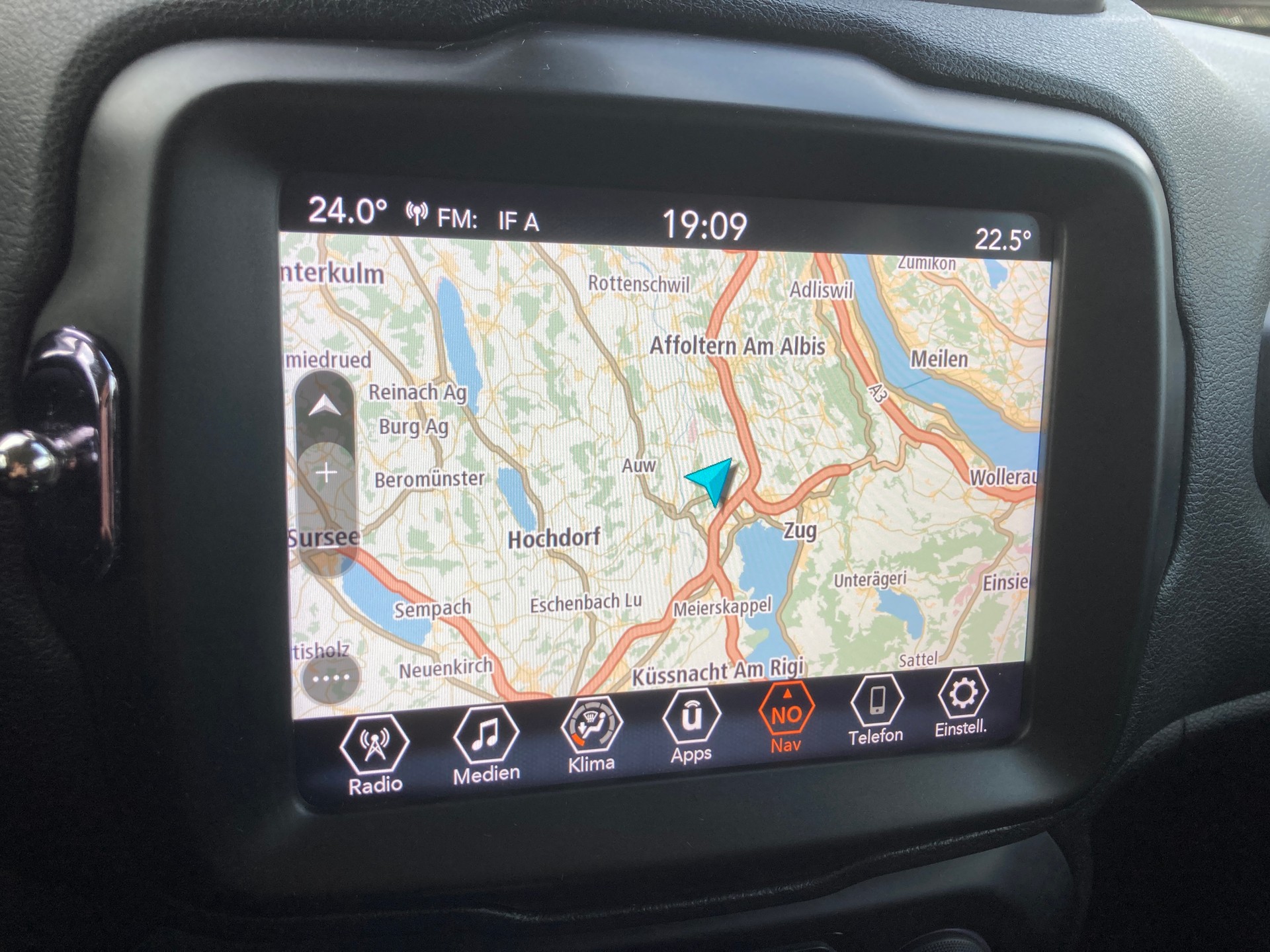 JEEP Renegade 1.5 MHEV Limited-image-15