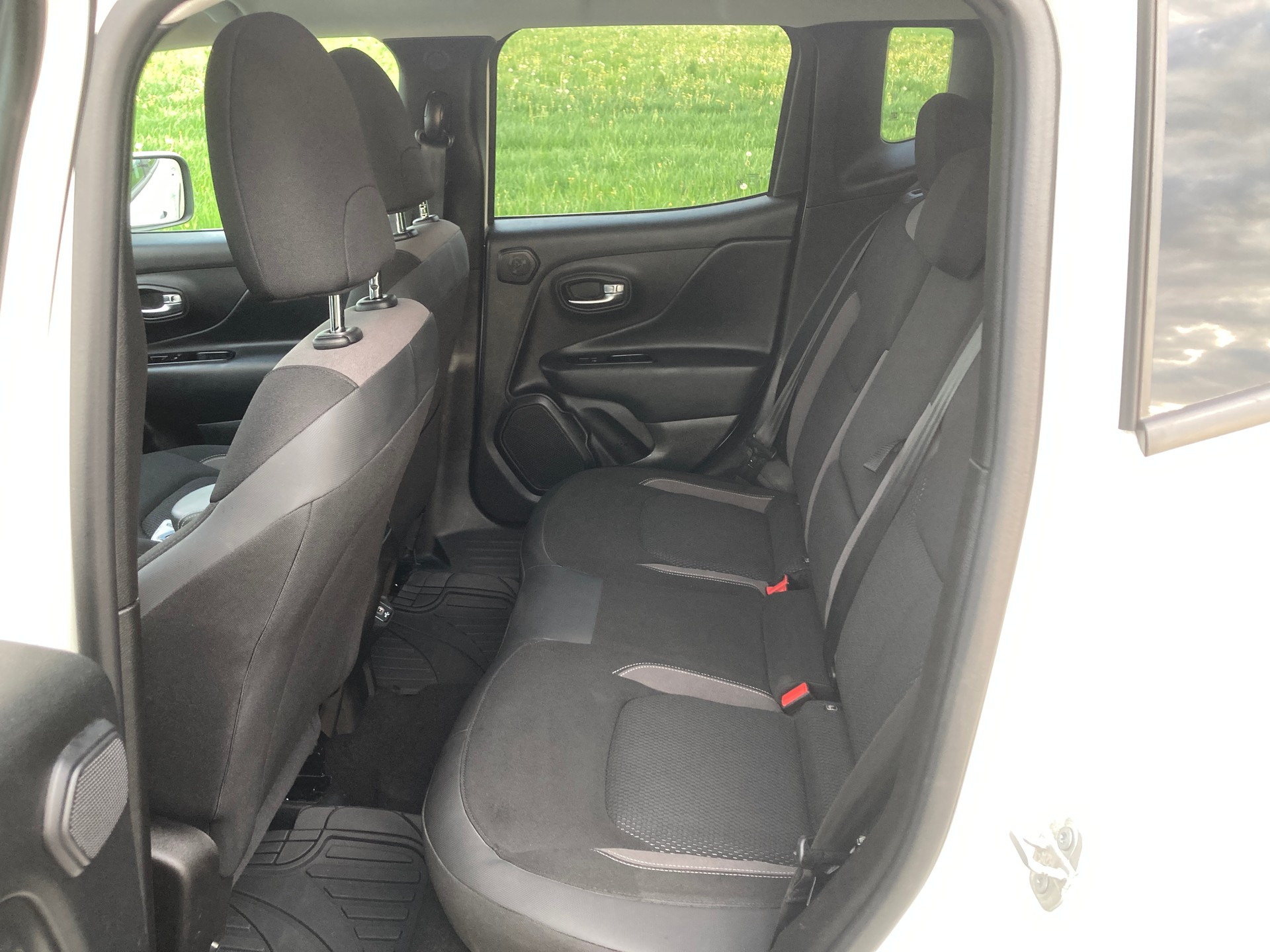 JEEP Renegade 1.5 MHEV Limited-image-9