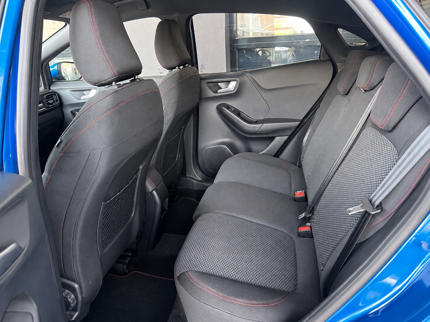 FORD Puma 1.0 MHEV ST-Line Automat-image-11