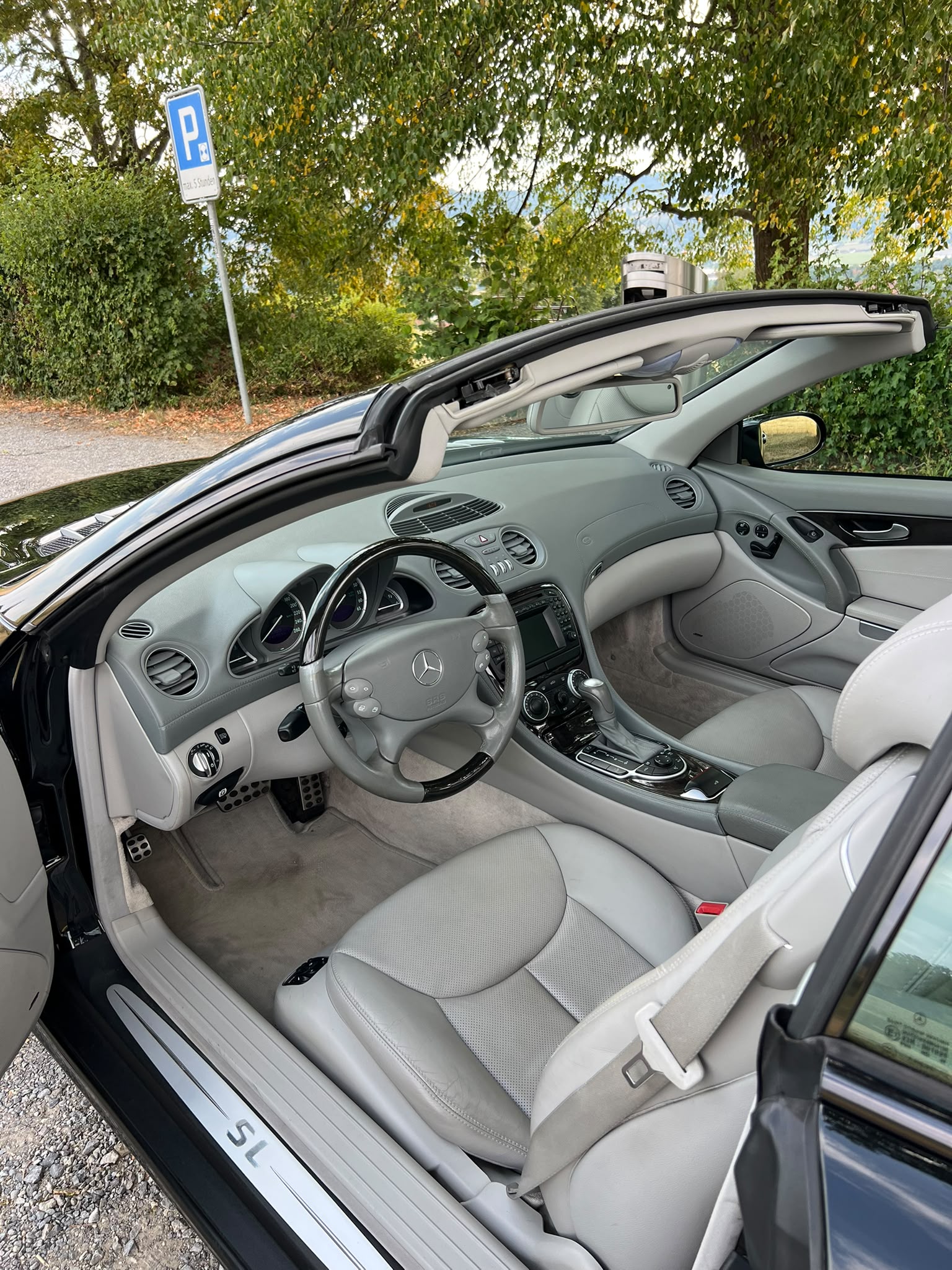 MERCEDES-BENZ SL 500 V8-image-12
