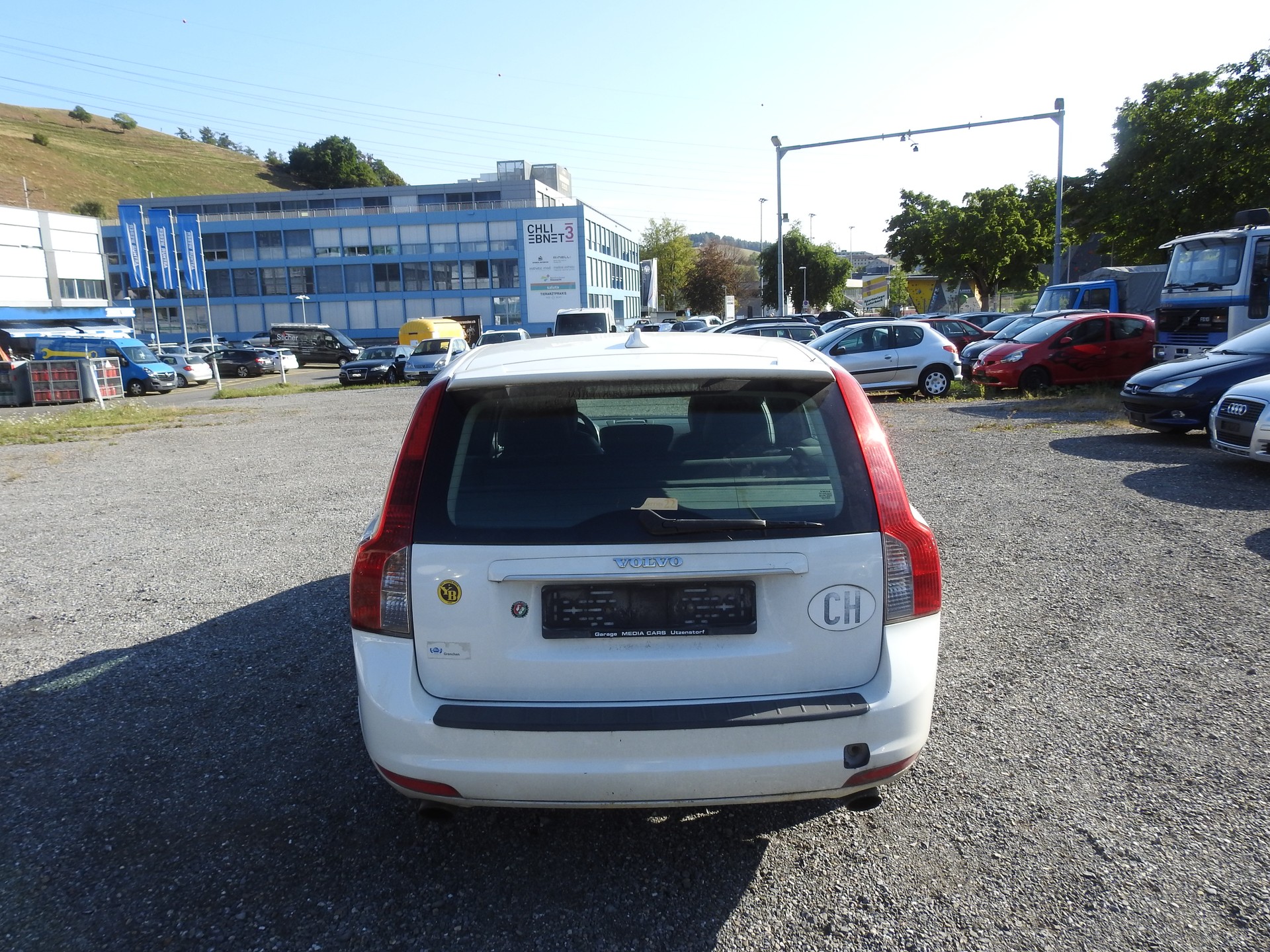 VOLVO V50 T5 Momentum R-Design-image-5