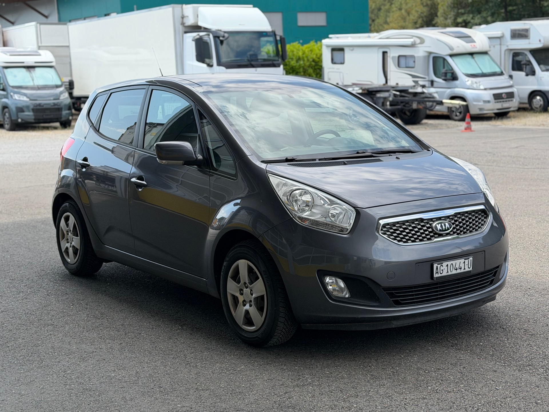 KIA Venga 1.4 CVVT Basic-image-2