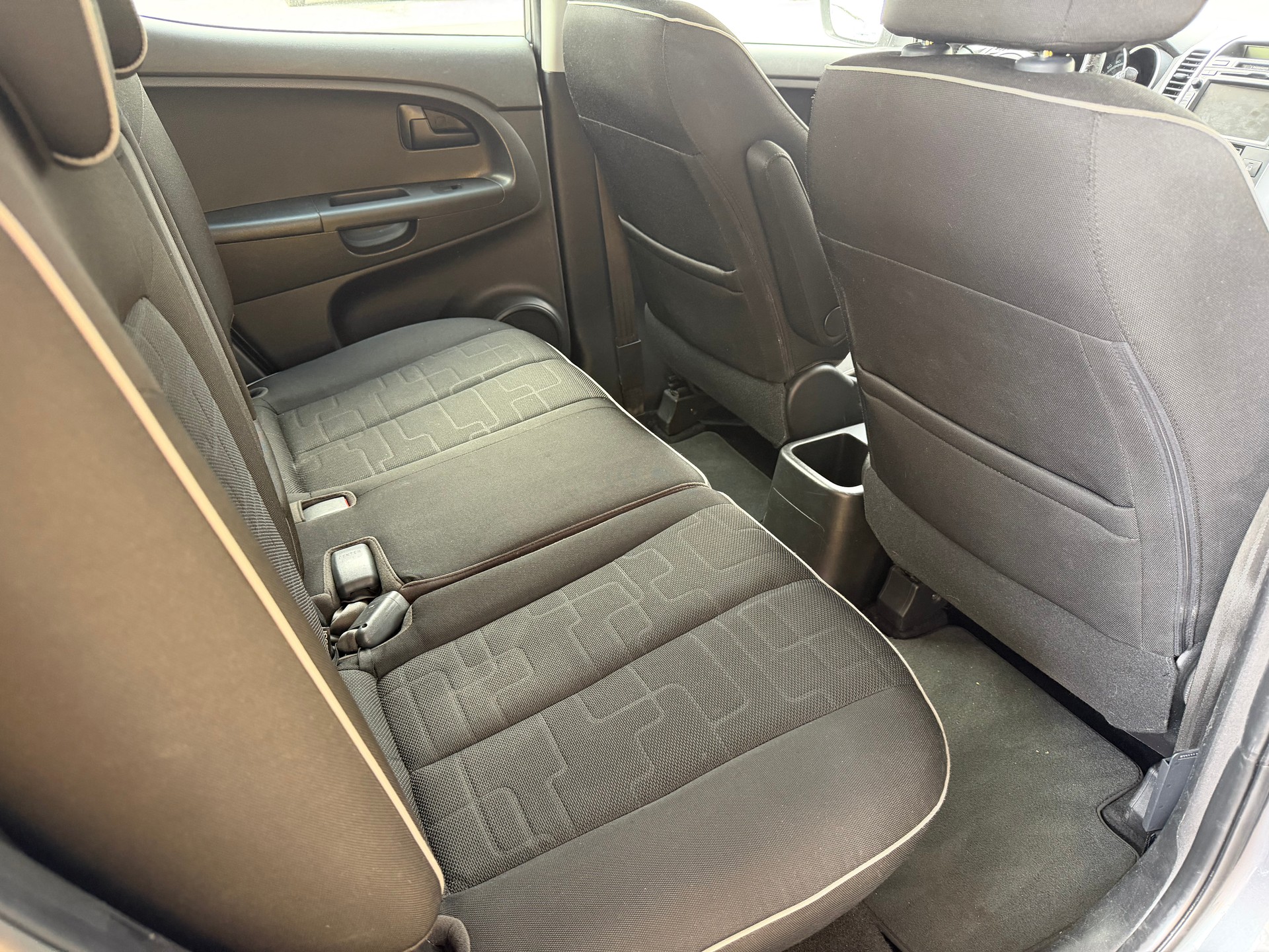 KIA Venga 1.4 CVVT Basic-image-10