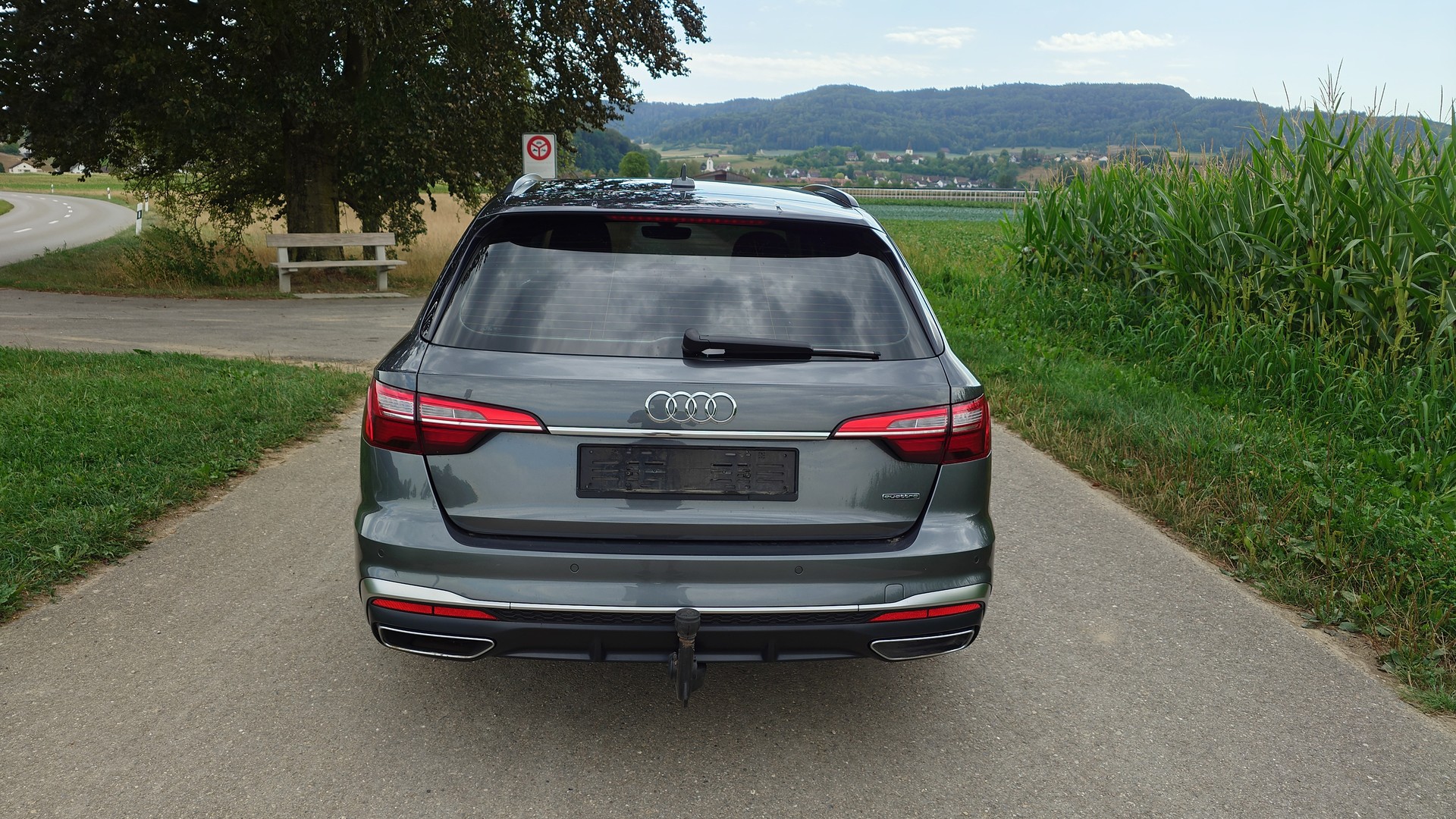 AUDI A4 Avant 40 TDI S line quattro S-tronic-image-3