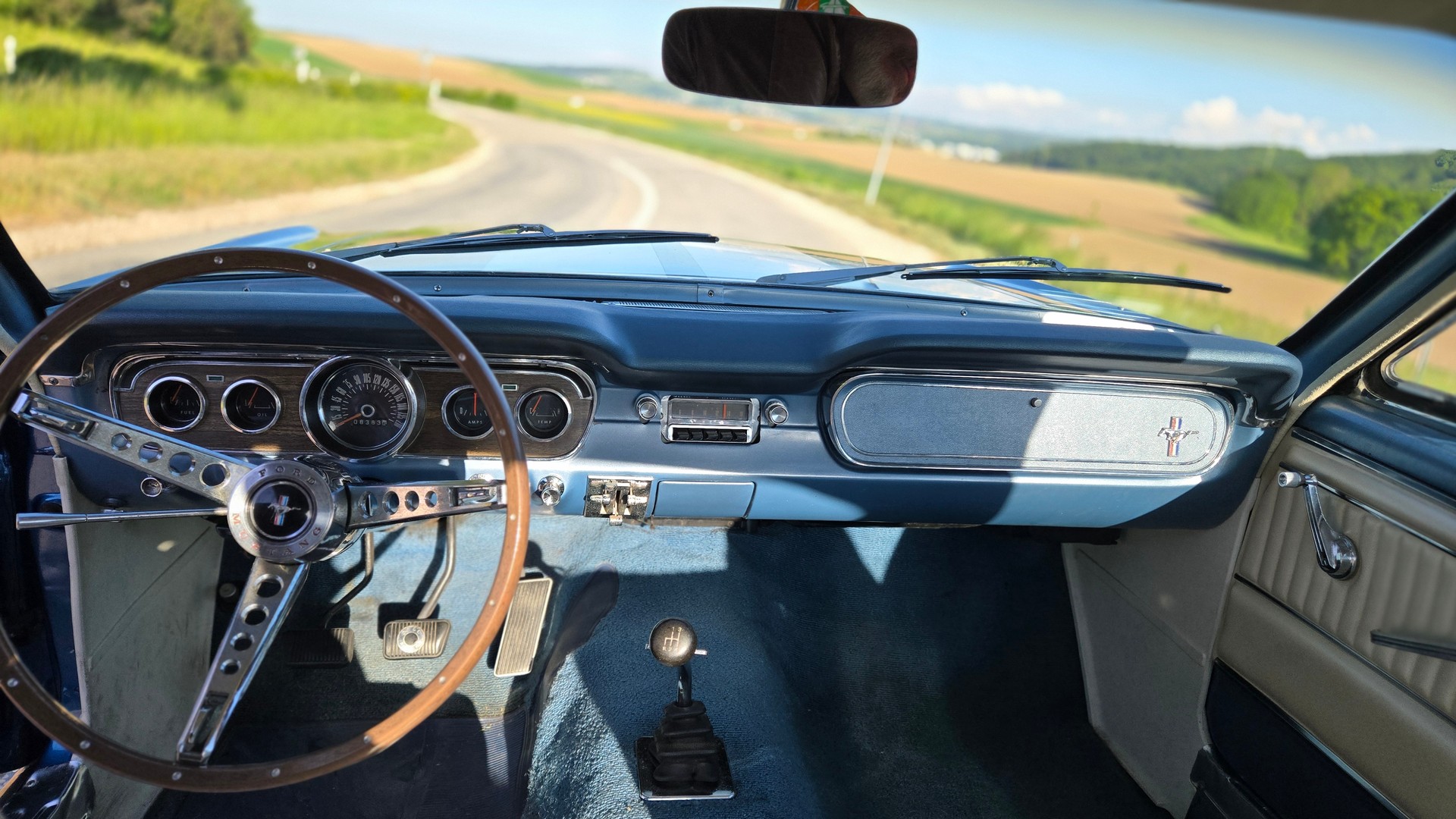 FORD MUSTANG-image-6