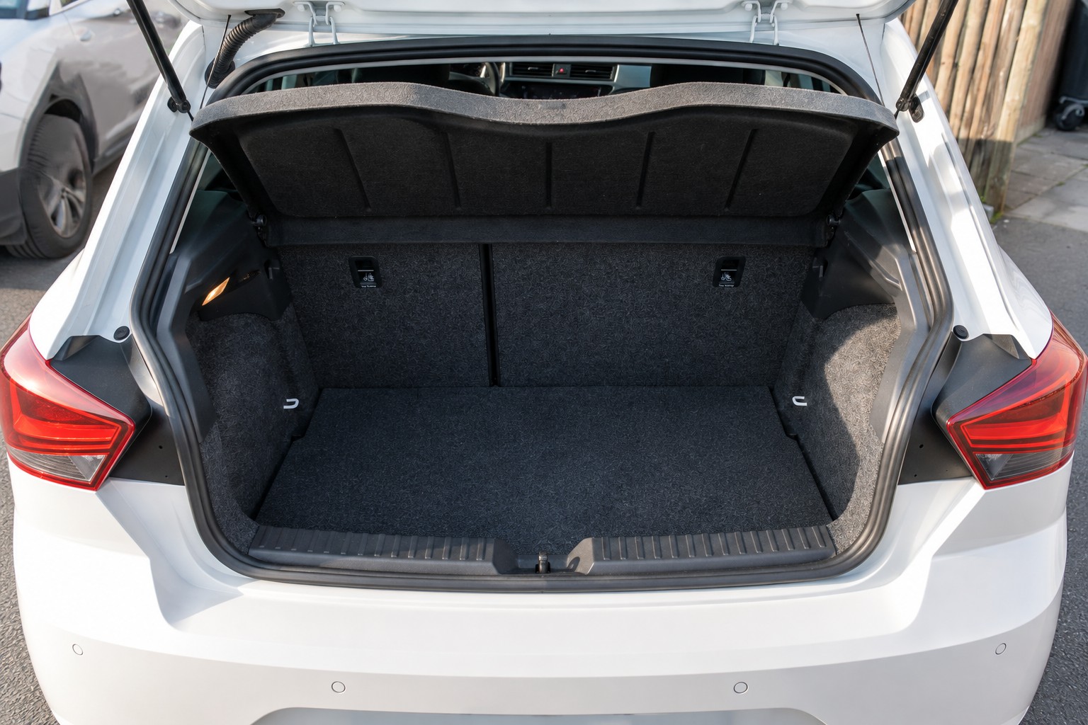 SEAT 1.0 TSI 115 Swiss FR DSG-image-3