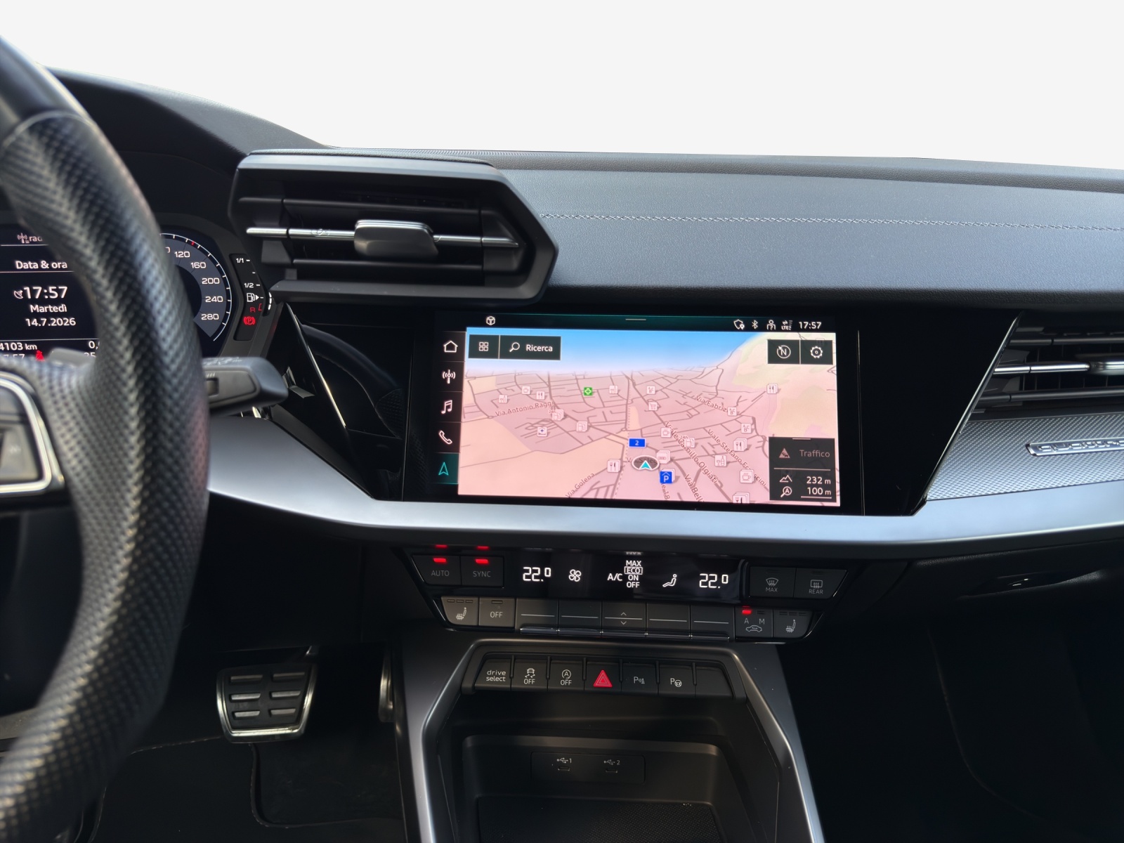 AUDI A3 Sportback 40 TFSI S line quattro S-tronic-image-10
