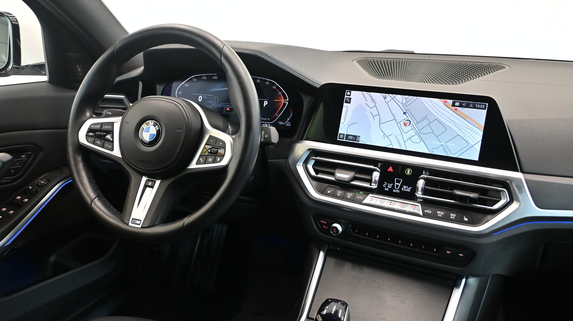 BMW 318d 48V Touring Luxury Line Steptronic-image-4