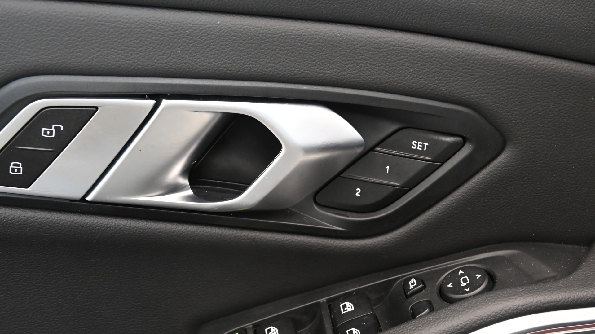 BMW 318d 48V Touring Luxury Line Steptronic-image-12