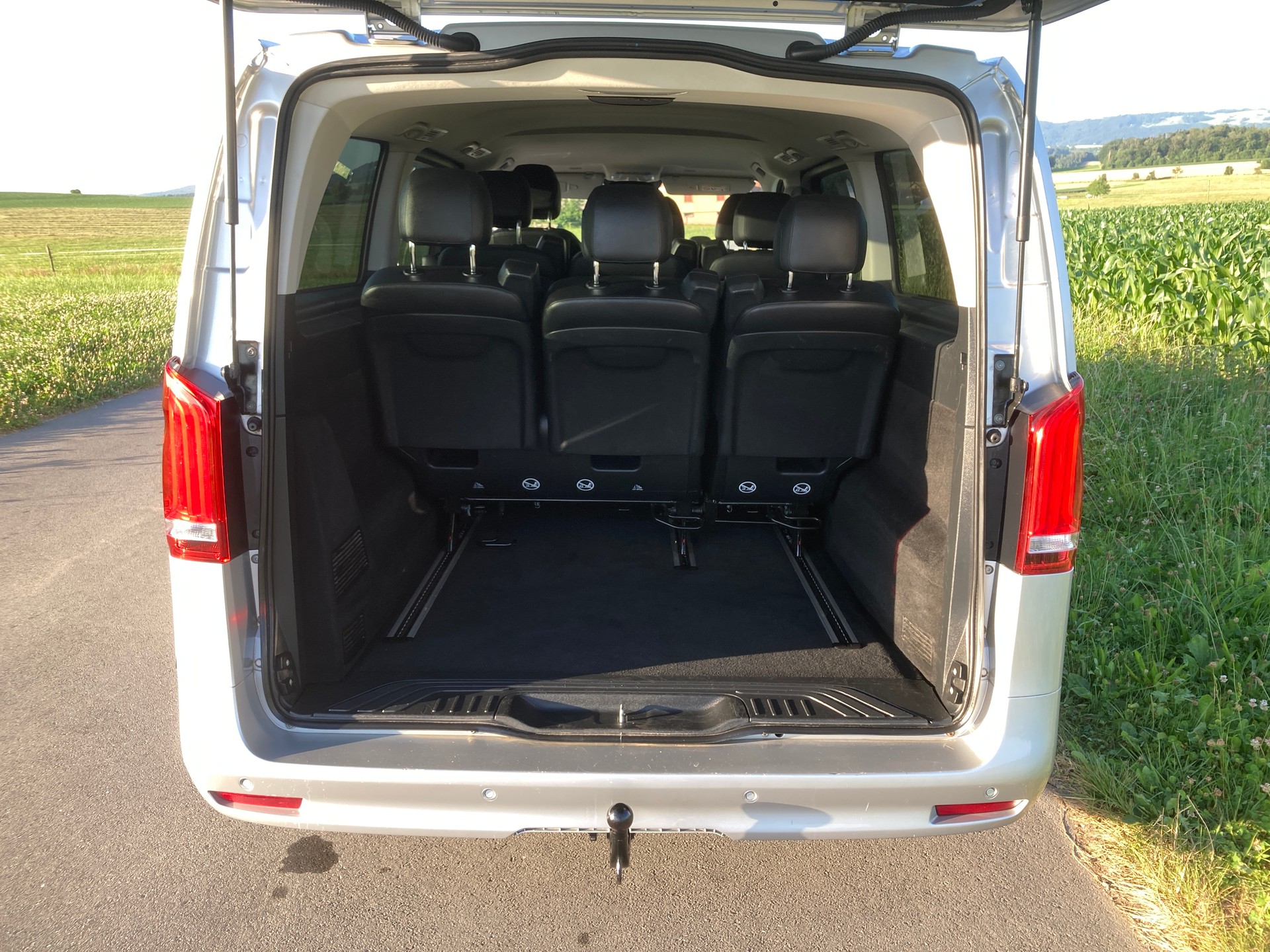 MERCEDES-BENZ Vito 119 CDI Extralang Select Tourer 4M 9G-Tronic mit Anhängerkupplung-image-5