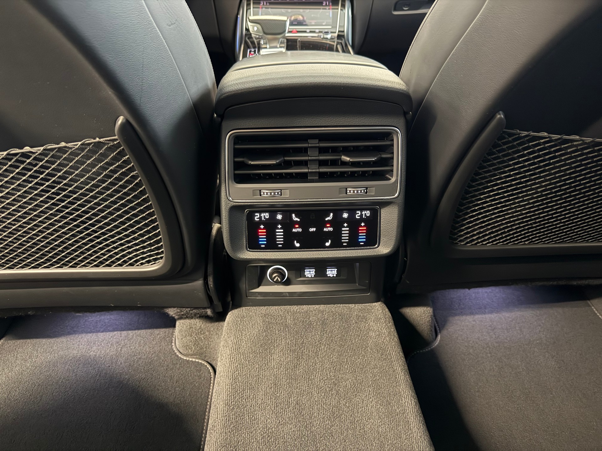 AUDI Q8 50 TDI S Line quattro tiptronic-image-20