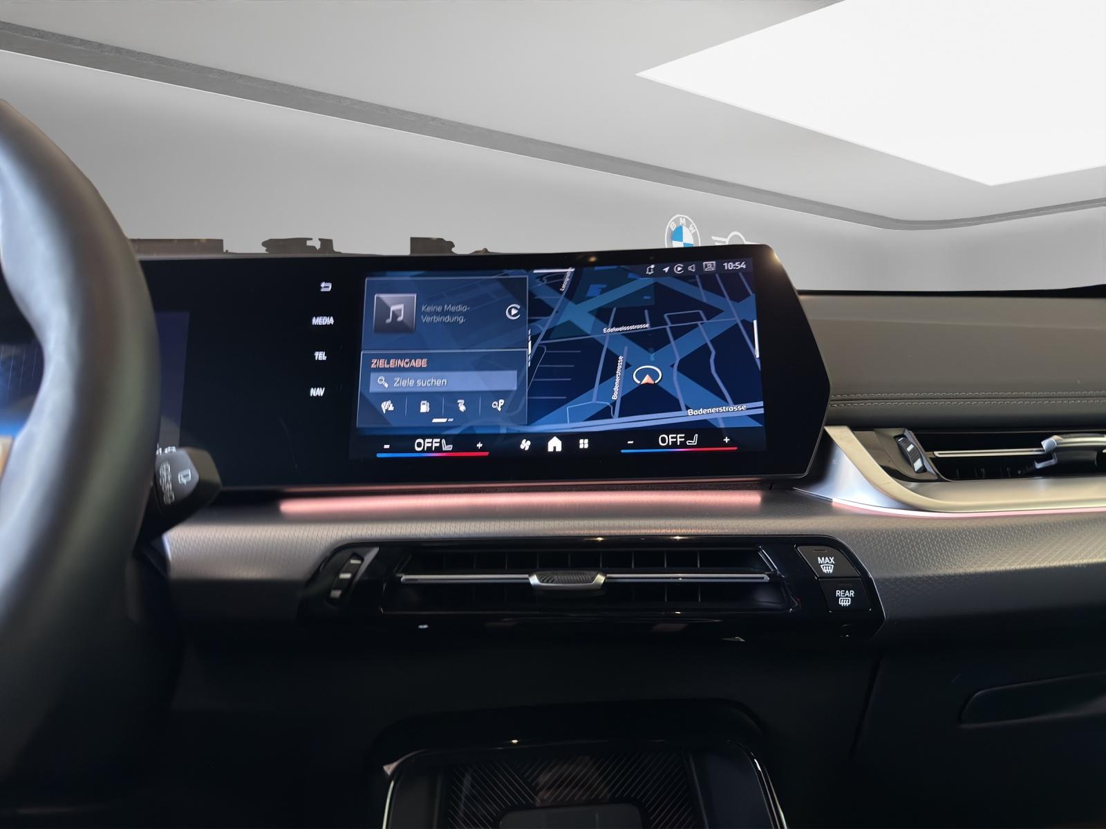BMW X1 30e xDrive M Sportpaket-image-18