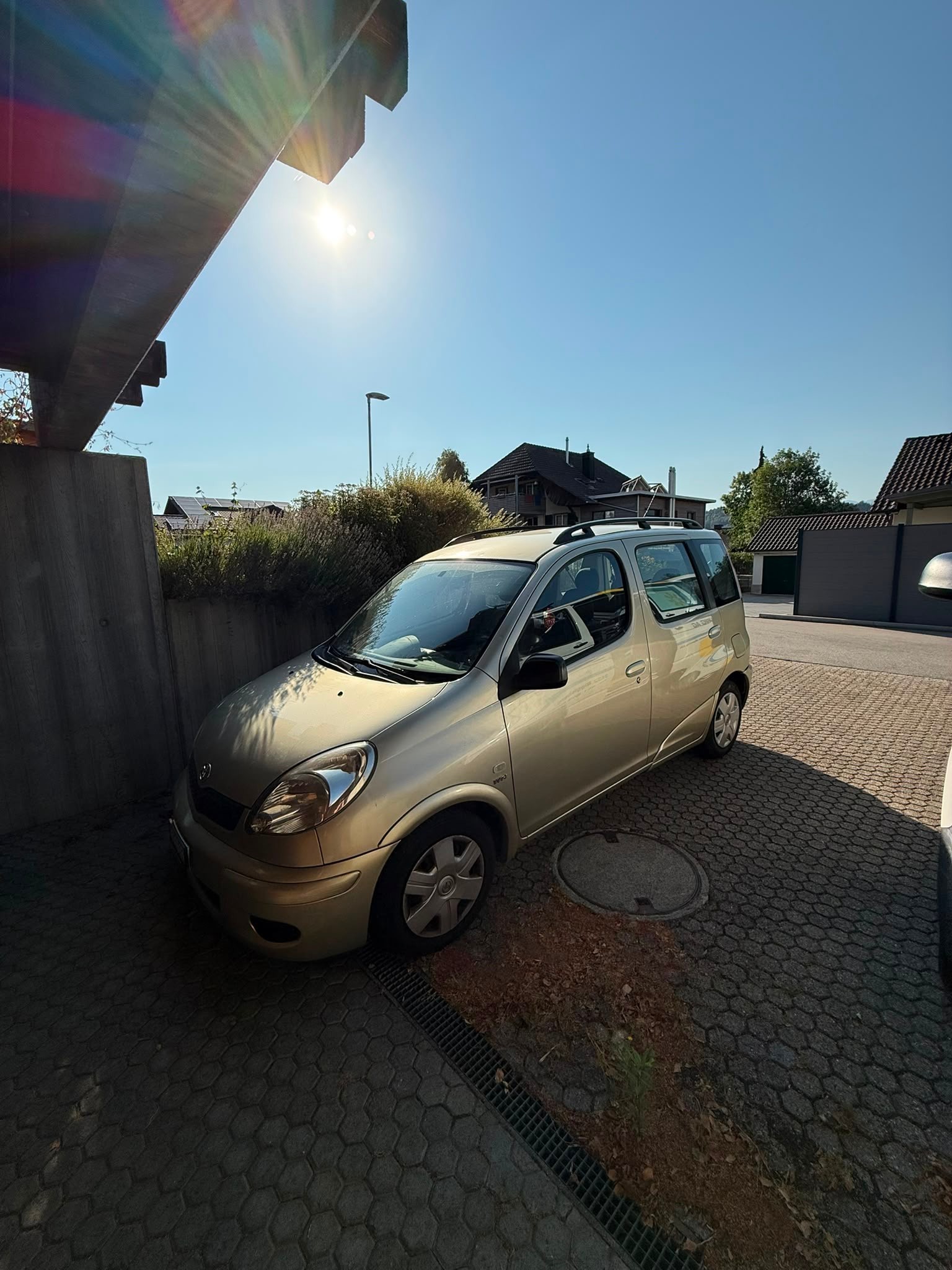 TOYOTA 1.3 16V Linea Luna-image-0