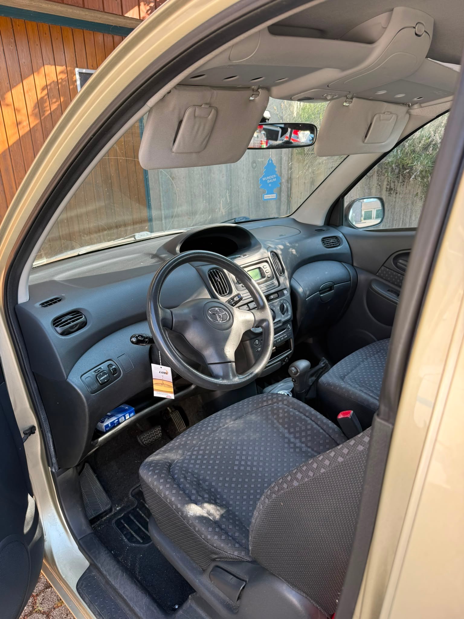 TOYOTA 1.3 16V Linea Luna-image-3