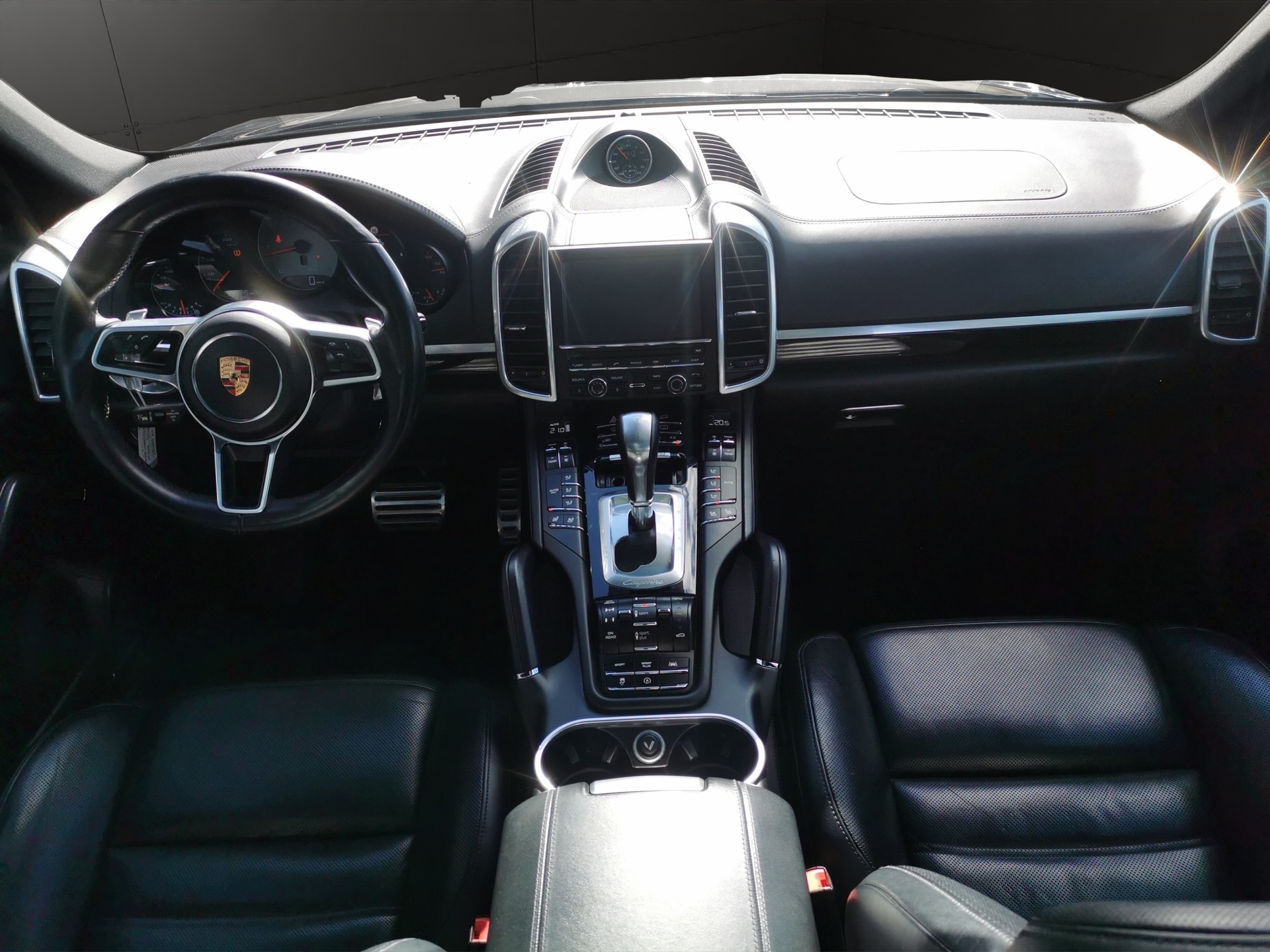 PORSCHE Cayenne S Diesel-image-9