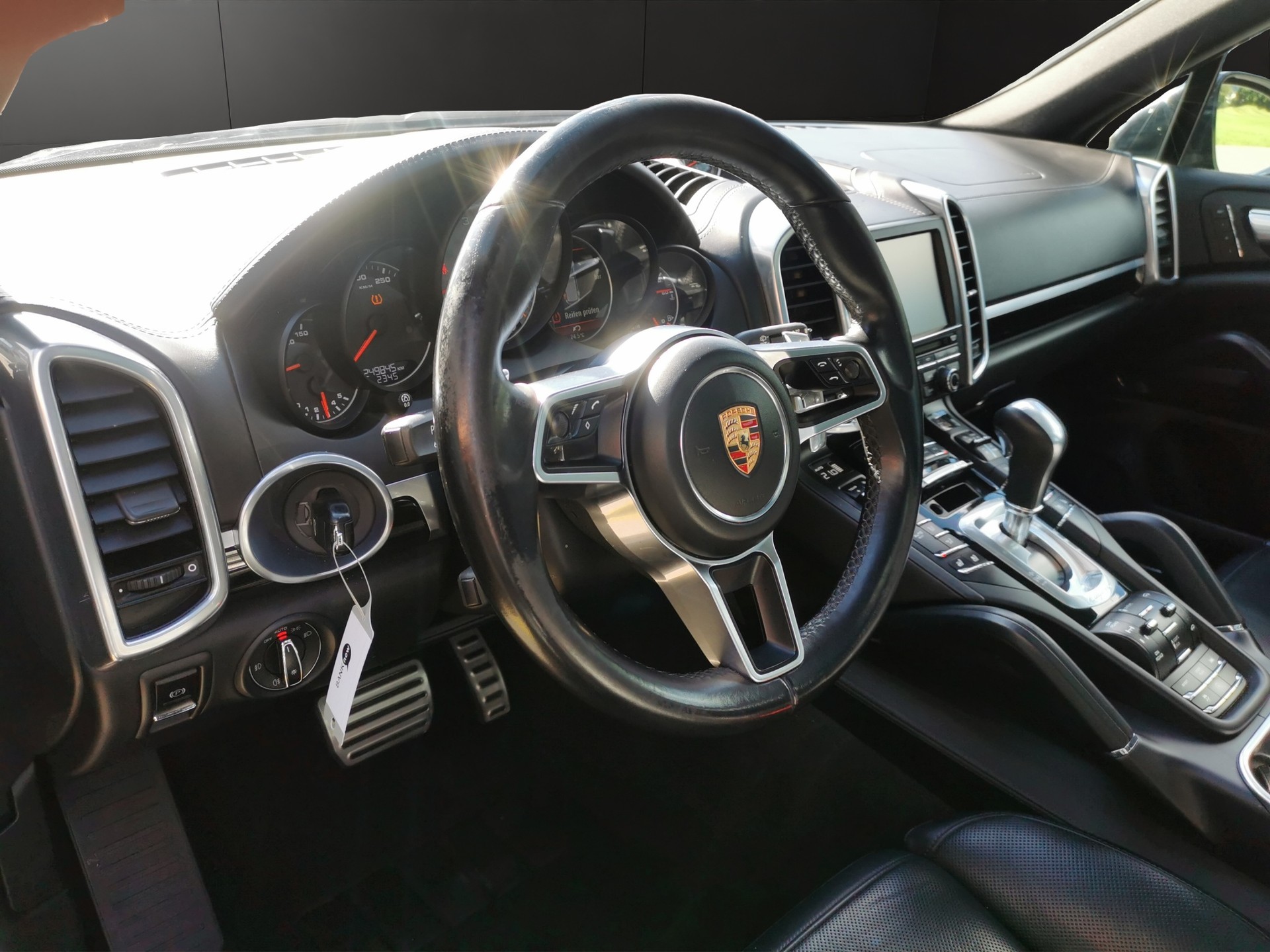 PORSCHE Cayenne S Diesel-image-10