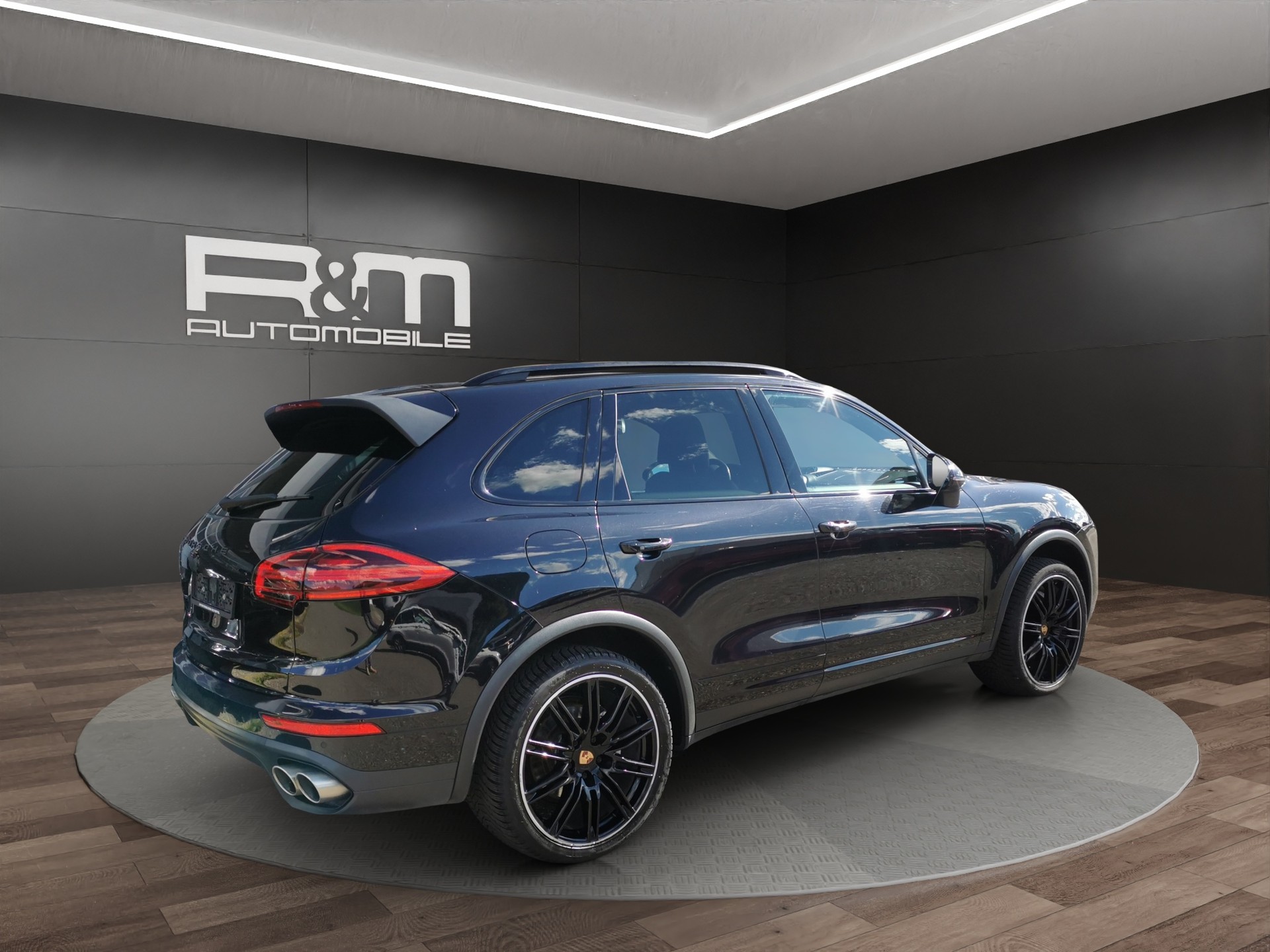 PORSCHE Cayenne S Diesel-image-4