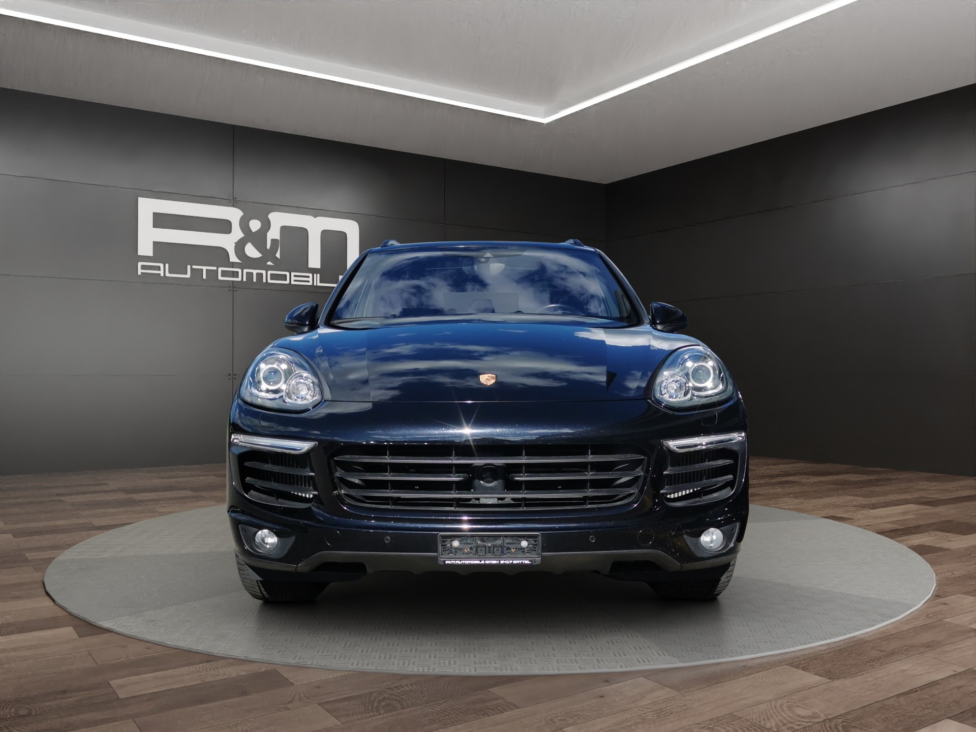 PORSCHE Cayenne S Diesel-image-1