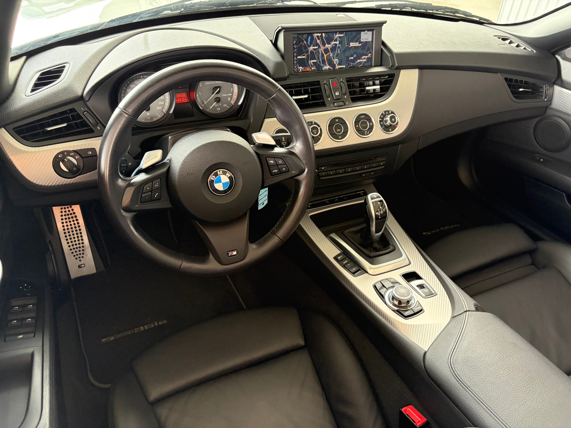 BMW Z4 sDrive35is DKG-image-8