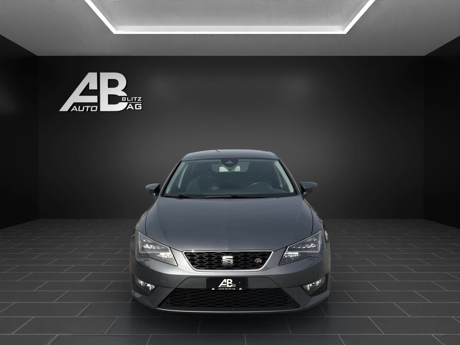 SEAT Leon 1.8 TSI FR DSG mit 180 PS-image-0