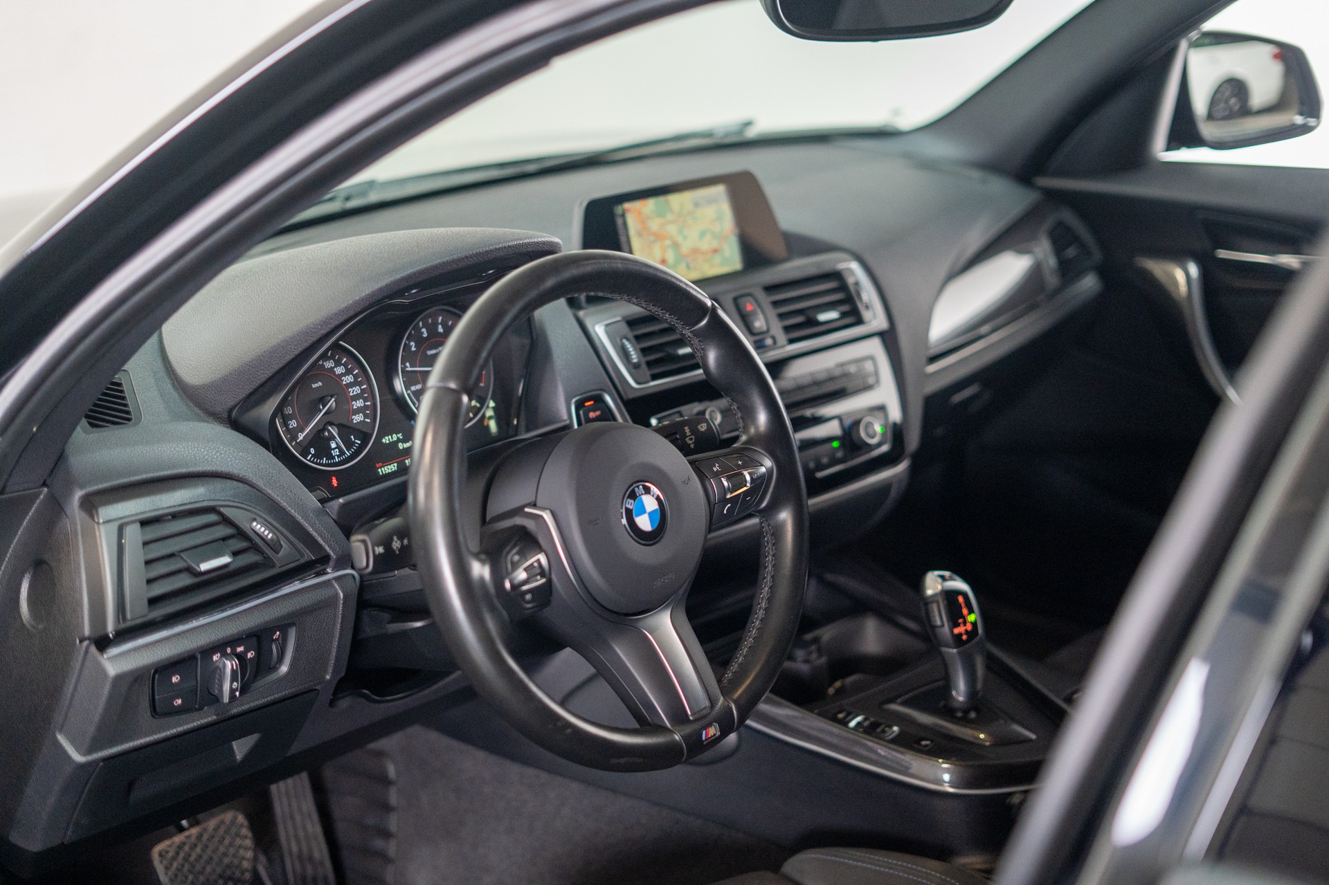 BMW 118i M Sport / CH-Fahrzeug / M Sport/ Tempomat-image-9