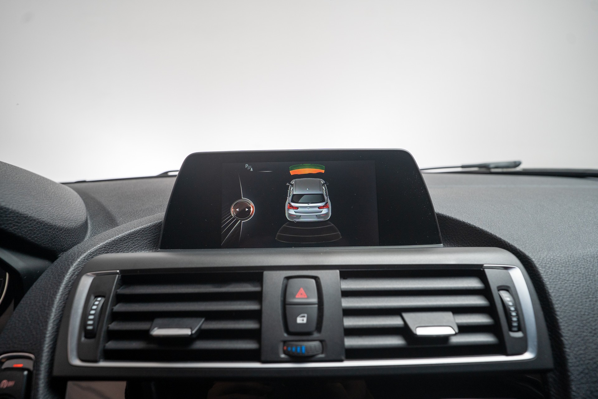 BMW 118i M Sport / CH-Fahrzeug / M Sport/ Tempomat-image-19