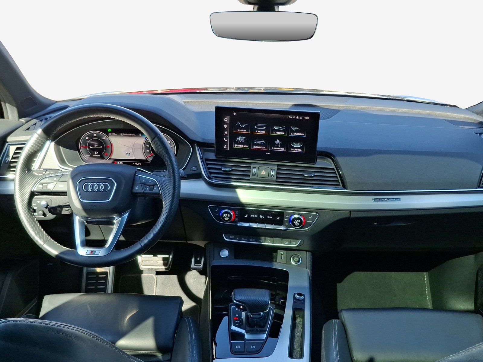 AUDI Q5 40 TDI Black Edition quattro S-tronic-image-8