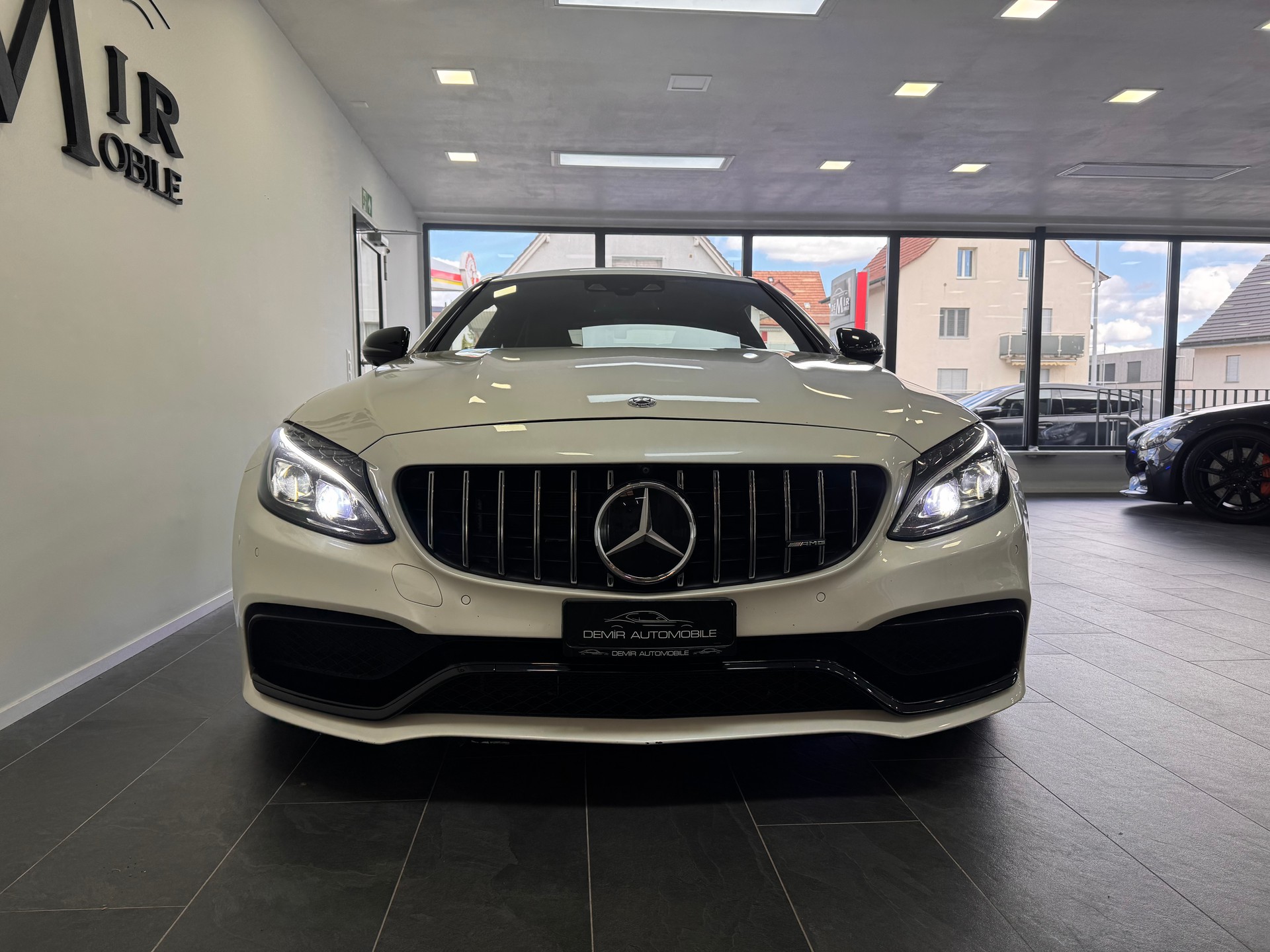 MERCEDES-BENZ C 63 S AMG Coupé Speedshift *Performance Sitze / Performance Abgasanlage / Carbon / Burmester / Keyless / LED ILS*-image-1
