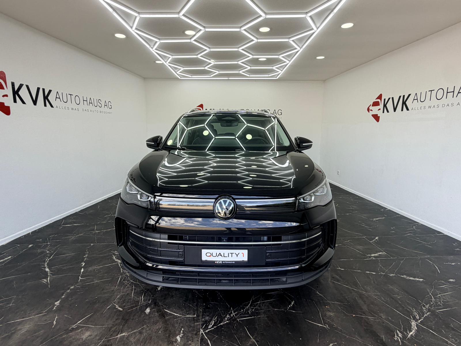 VW Tiguan 2.0 TSI DSG Life 4Motion | Neuwagenzustand | CH-Fahrzeug |-image-2