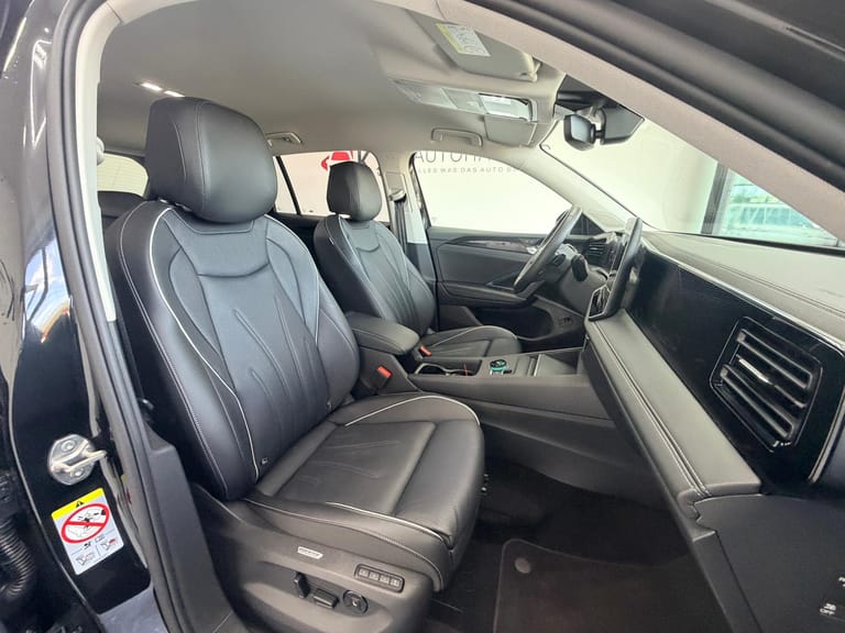 VW Tiguan 2.0 TSI DSG Life 4Motion, Foto 14 von 21