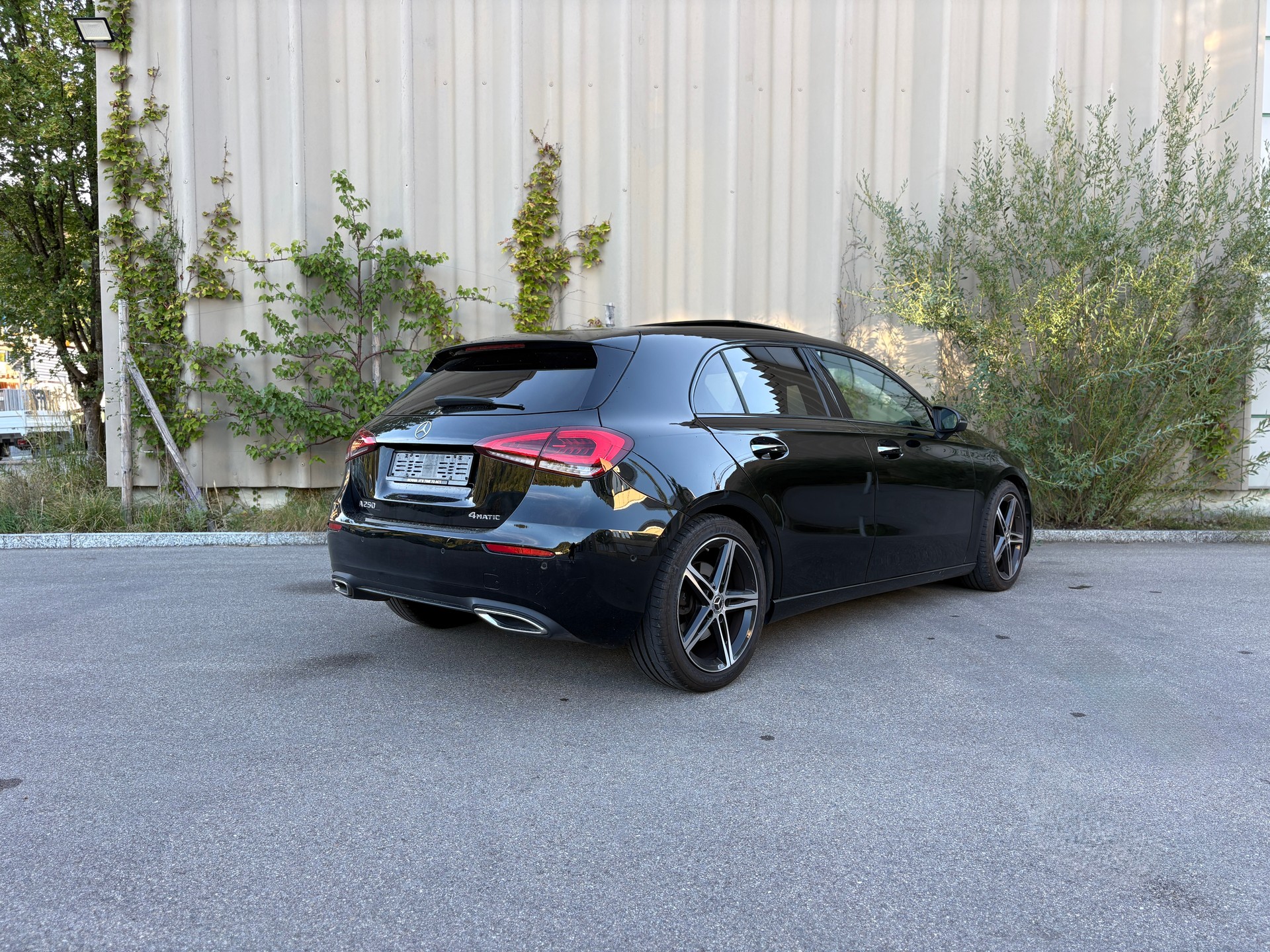 MERCEDES-BENZ A 250 4Matic 7G-DCT | BURMESTER | PANO | HEADUP | MEMORY | AMBIENTE-image-3
