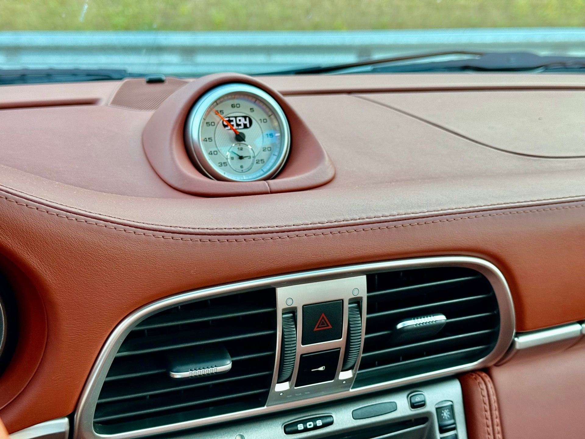 PORSCHE 3.8 Carrera 4S-image-6