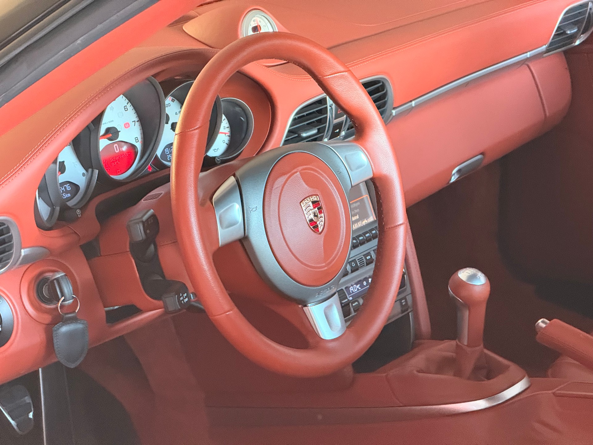 PORSCHE 3.8 Carrera 4S-image-8