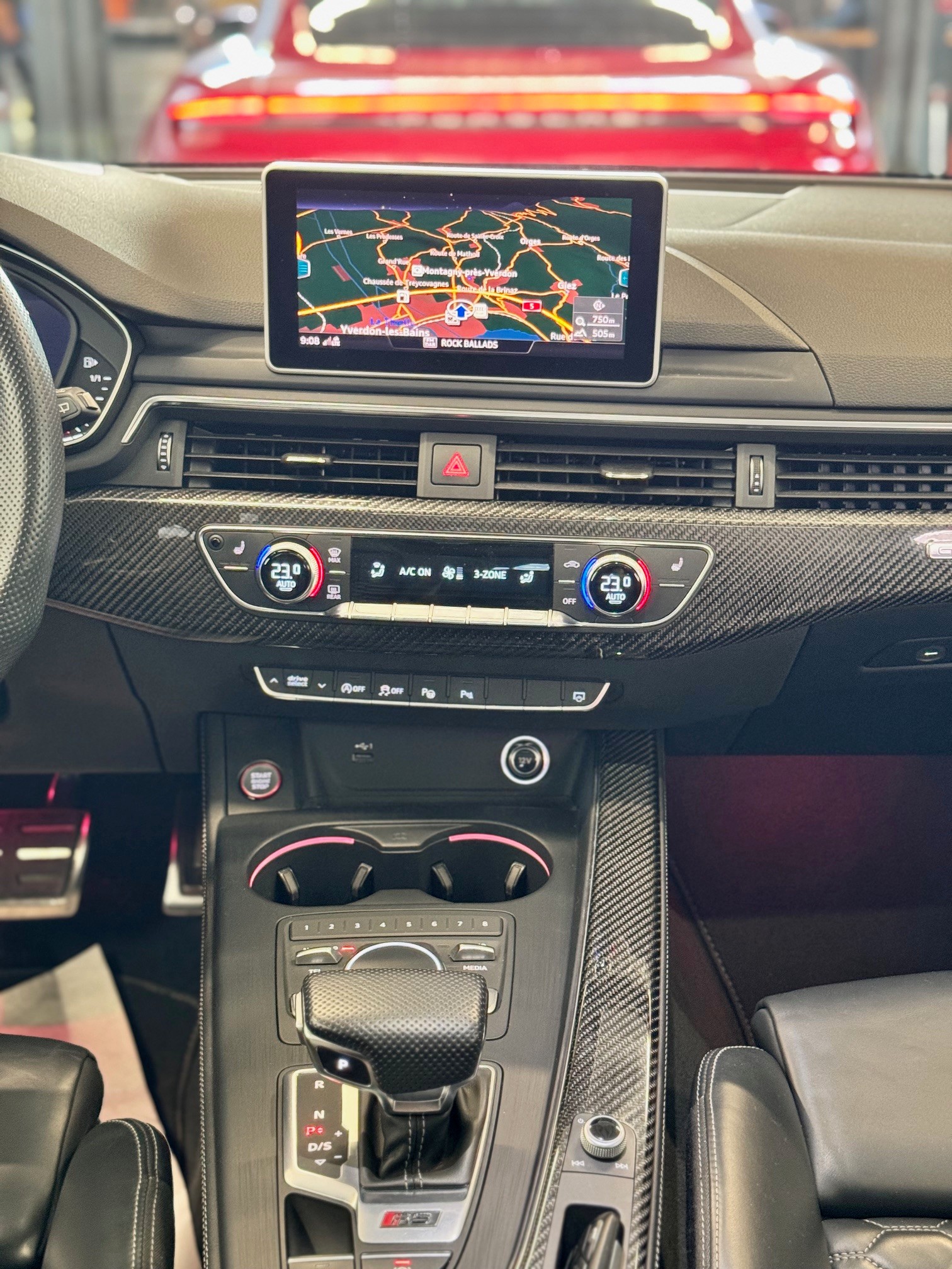AUDI RS4 Avant 2.9 TFSI quattro tiptronic-image-12