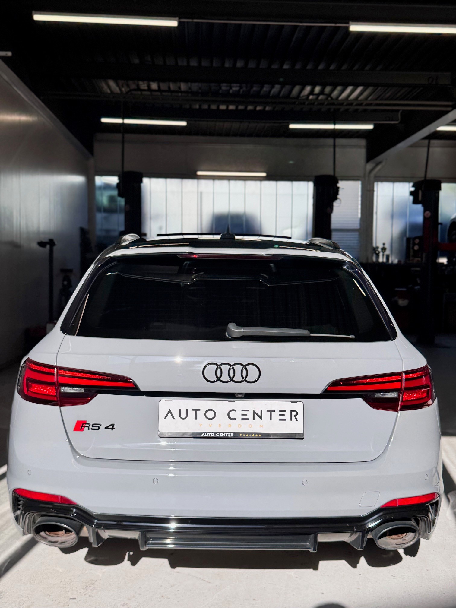 AUDI RS4 Avant 2.9 TFSI quattro tiptronic-image-3