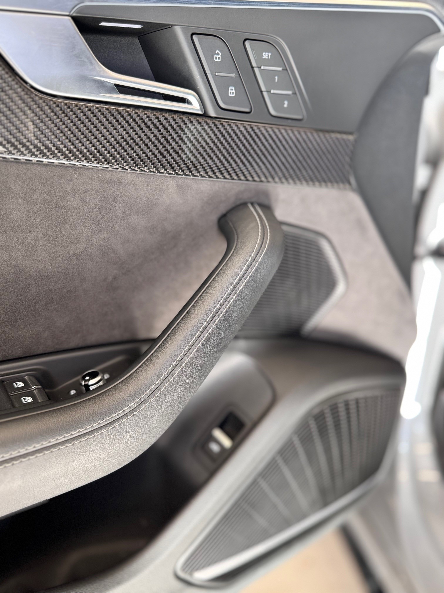 AUDI RS4 Avant 2.9 TFSI quattro tiptronic-image-14