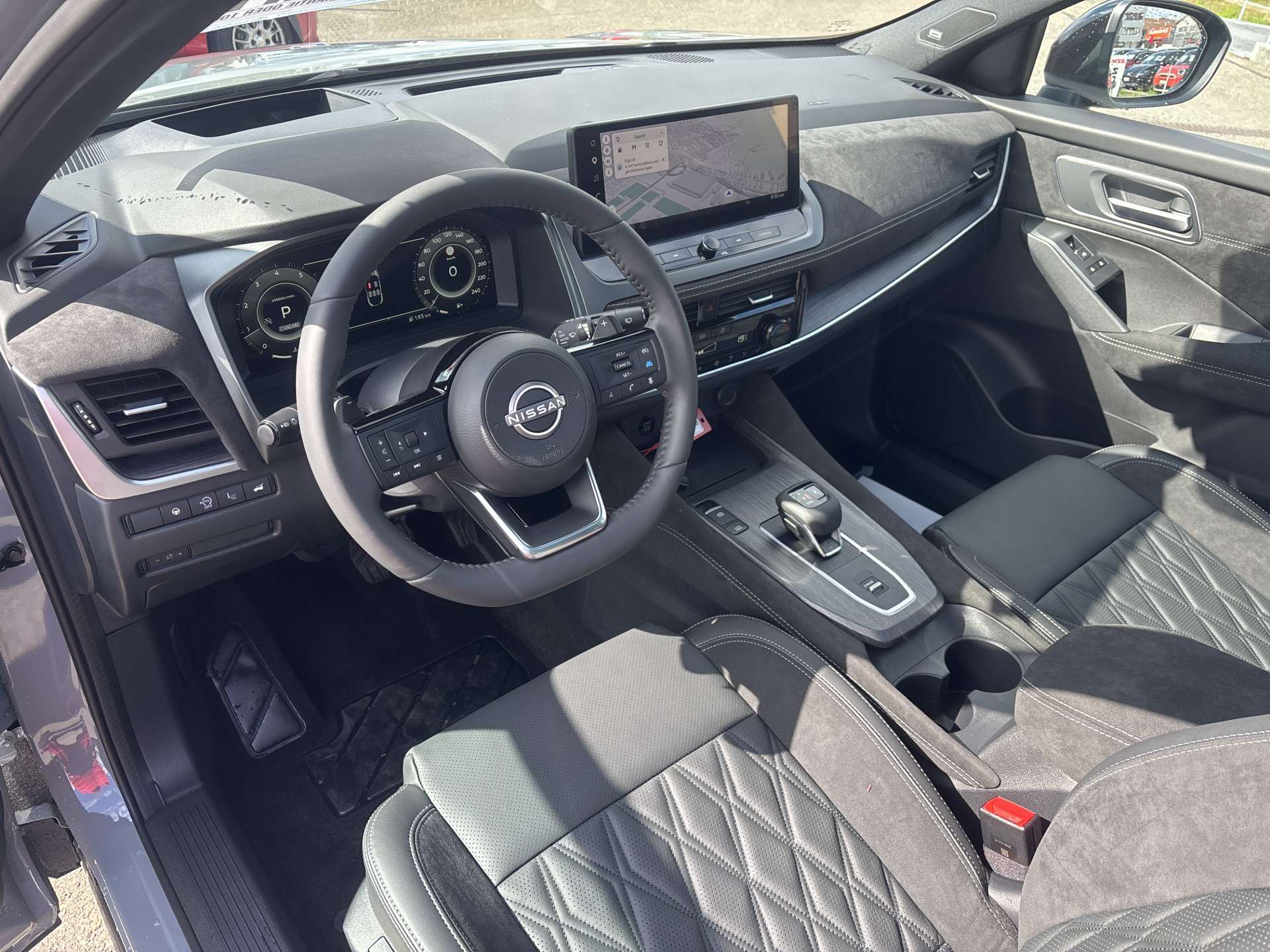 NISSAN Qashqai 1.3 DIG-T MHEV Tekna+ Xtronic-Automat-image-5