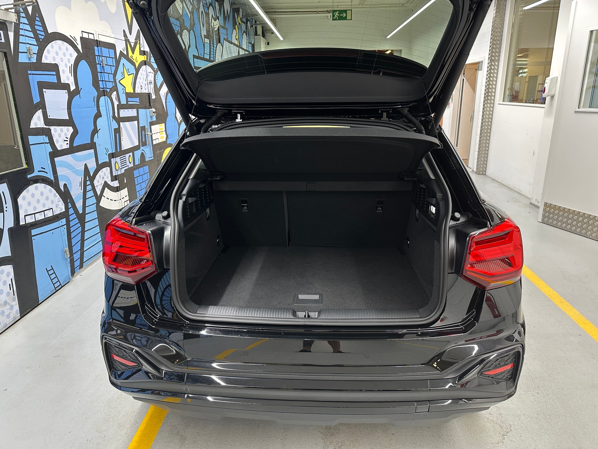 AUDI Q2 35 TFSI S line S-tronic-image-5