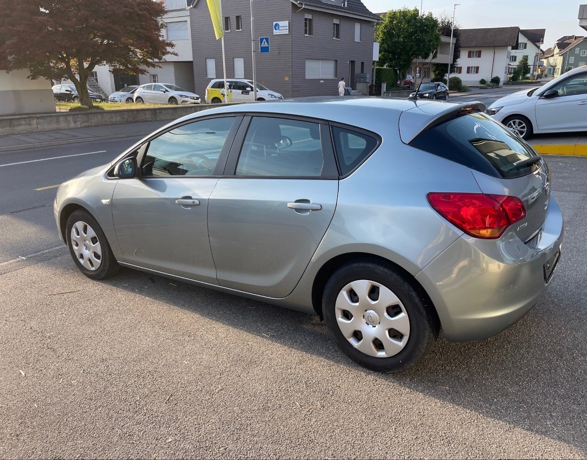 OPEL Astra 1.7 CDTi Enjoy-image-3