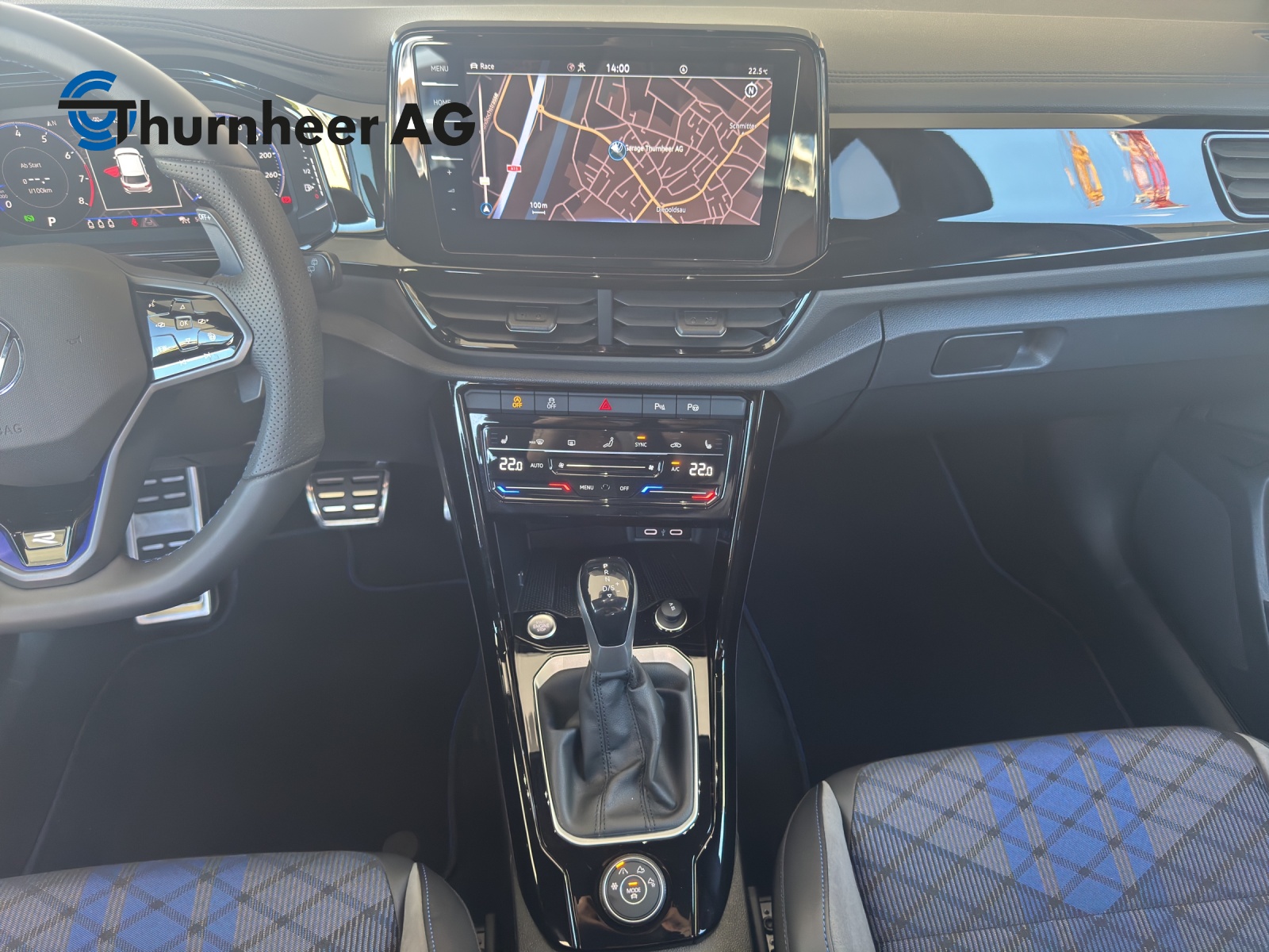 VW T-Roc 2.0 TSI R DSG 4Motion-image-11