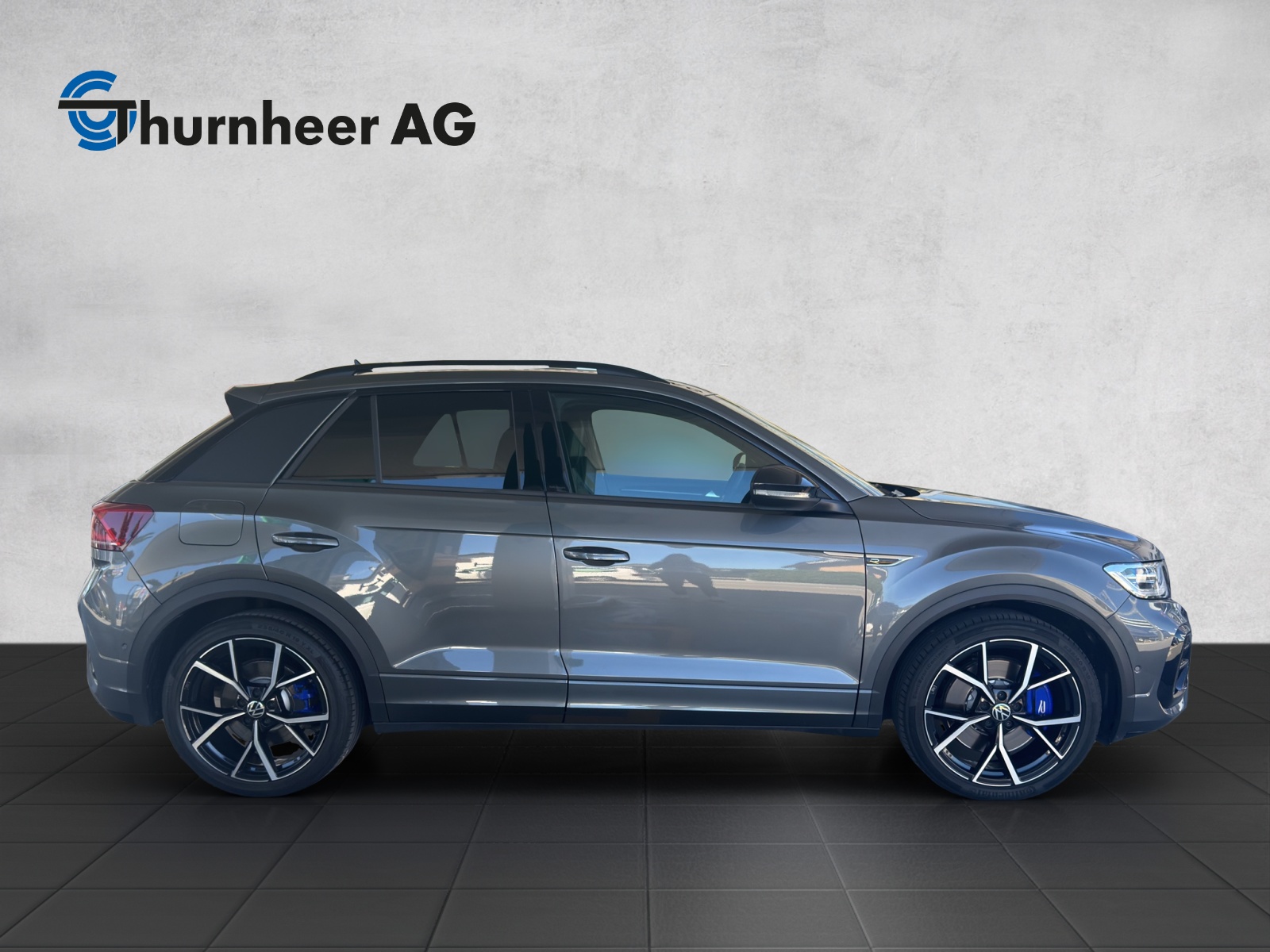 VW T-Roc 2.0 TSI R DSG 4Motion-image-6