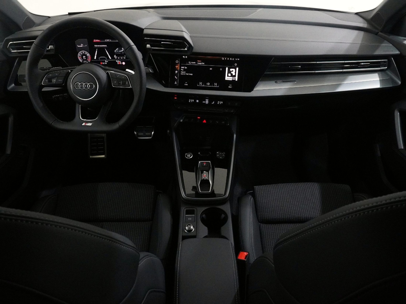 AUDI A3 Sportback 2.0 40 TFSI S Line quattro S-Tronic-image-10