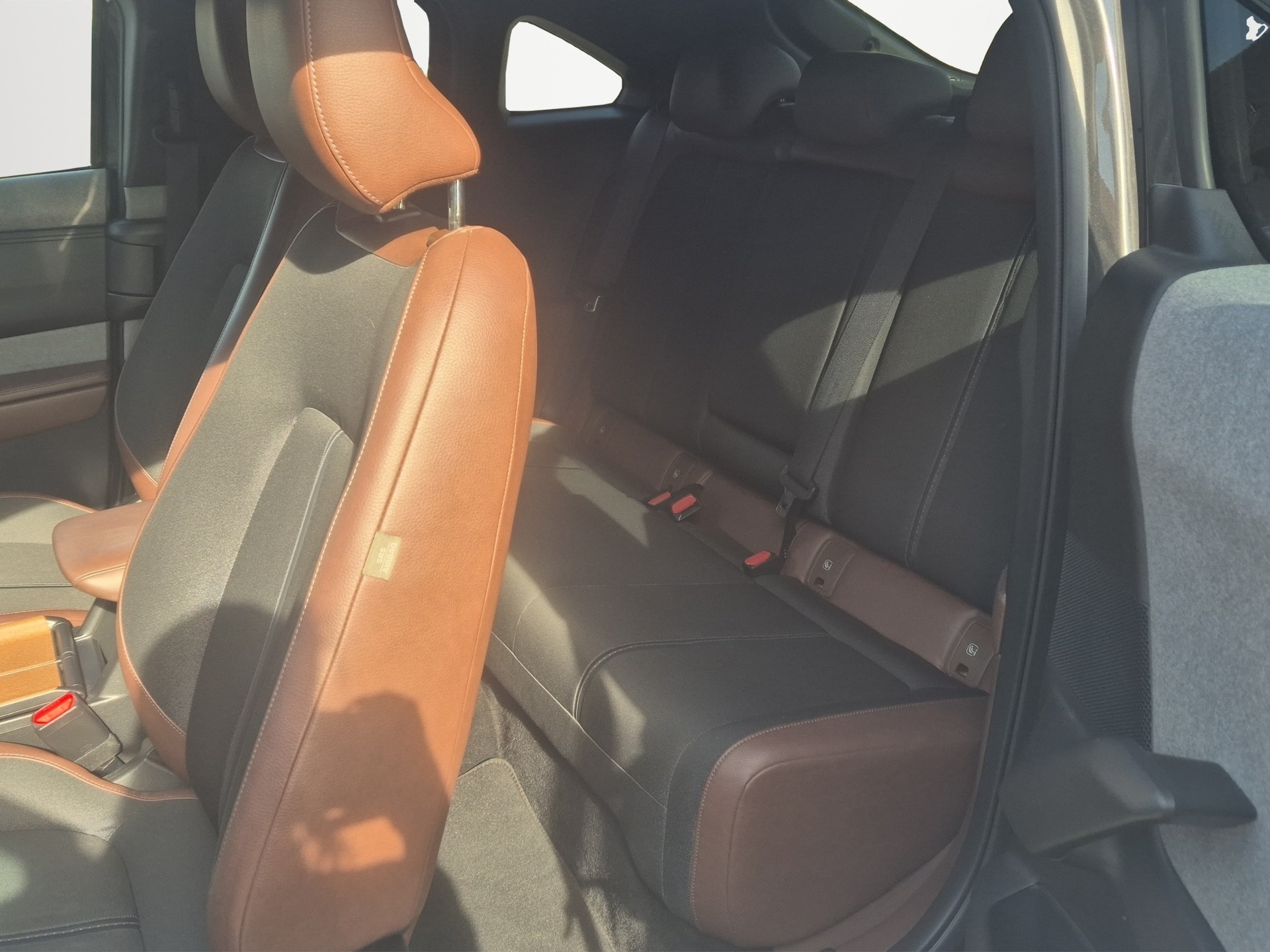 MAZDA MX-30 e-Skyactiv First Edition-image-7