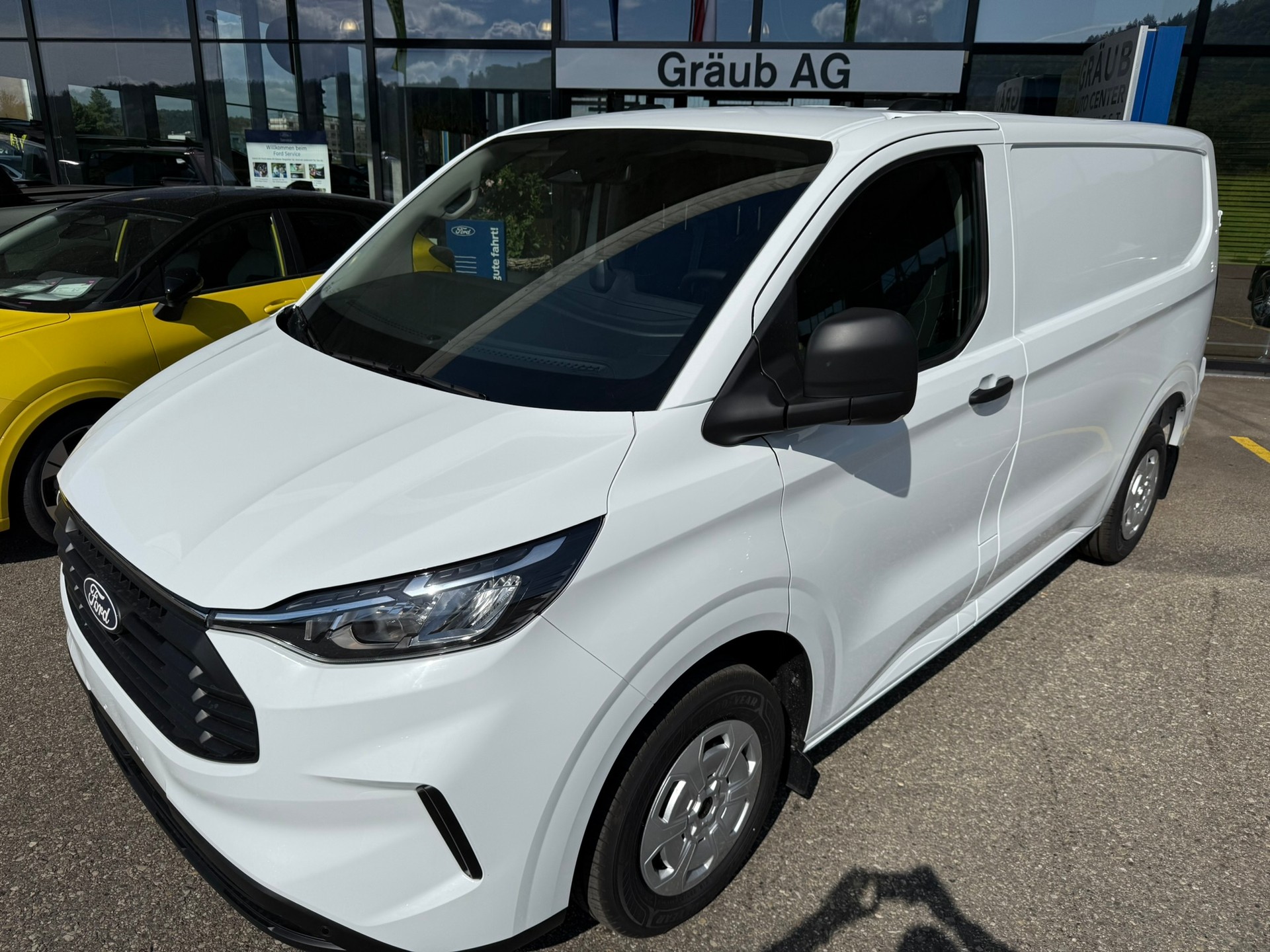 FORD Transit Custom Van 320 L1H1 Trend Automat-image-2